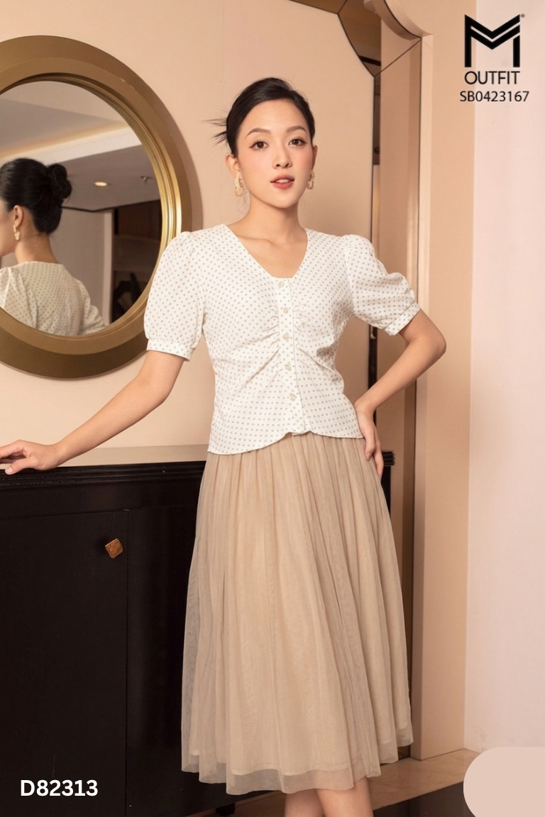 Set Áo be chấm bi + chân váy lưới