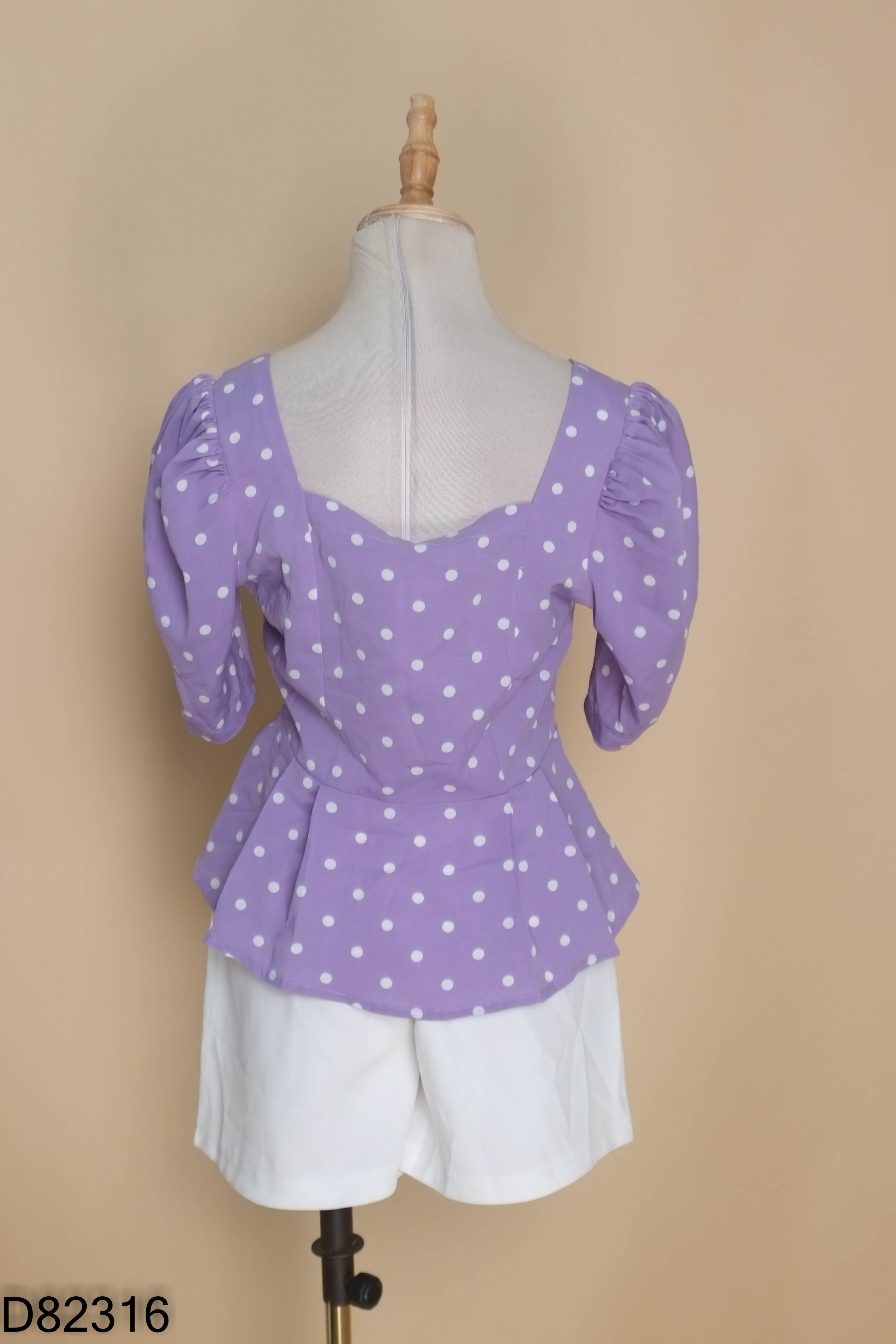 Set Áo tím chấm bi + Quần short trắng