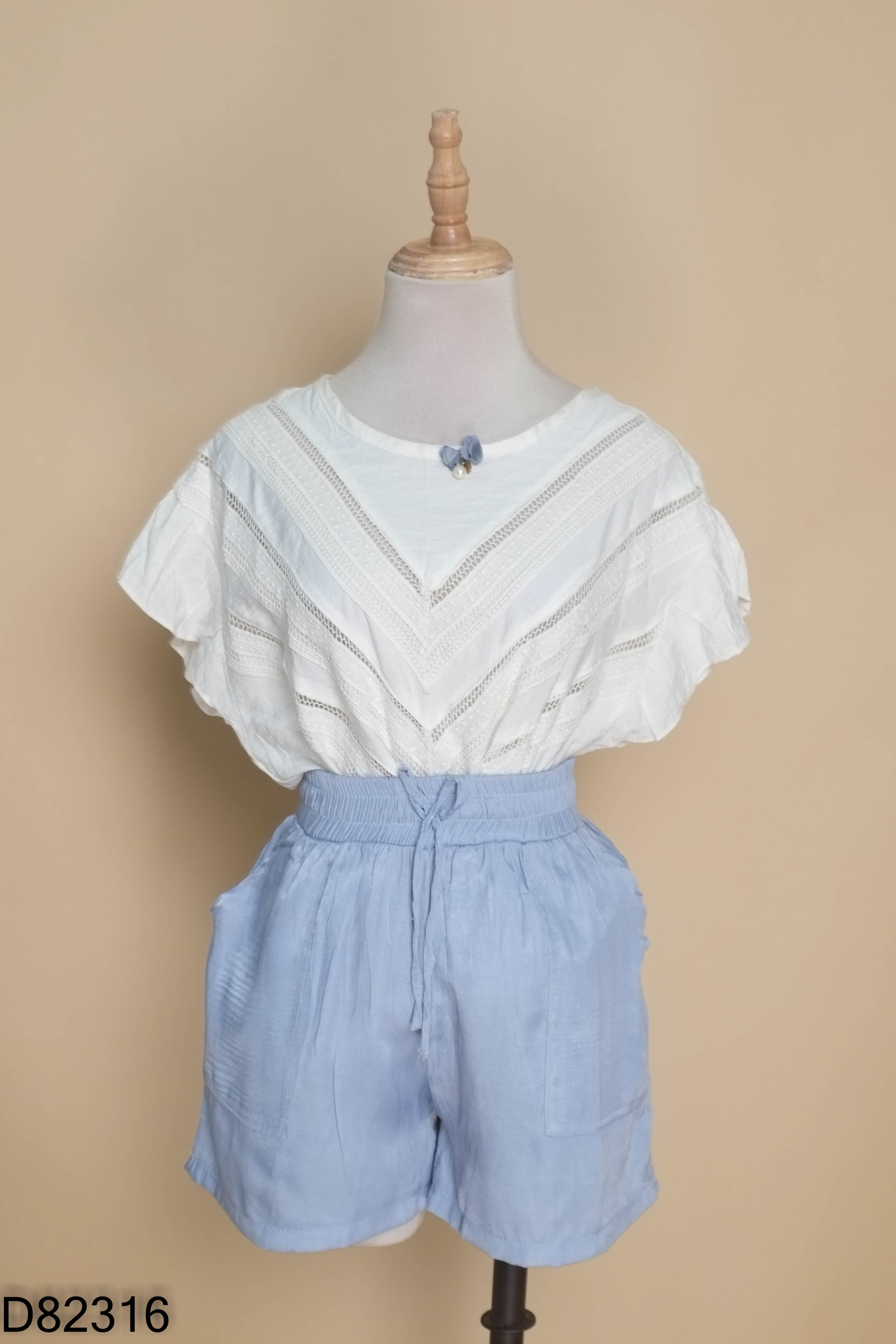 Set Áo be phối kẻ ren + Quần short xanh