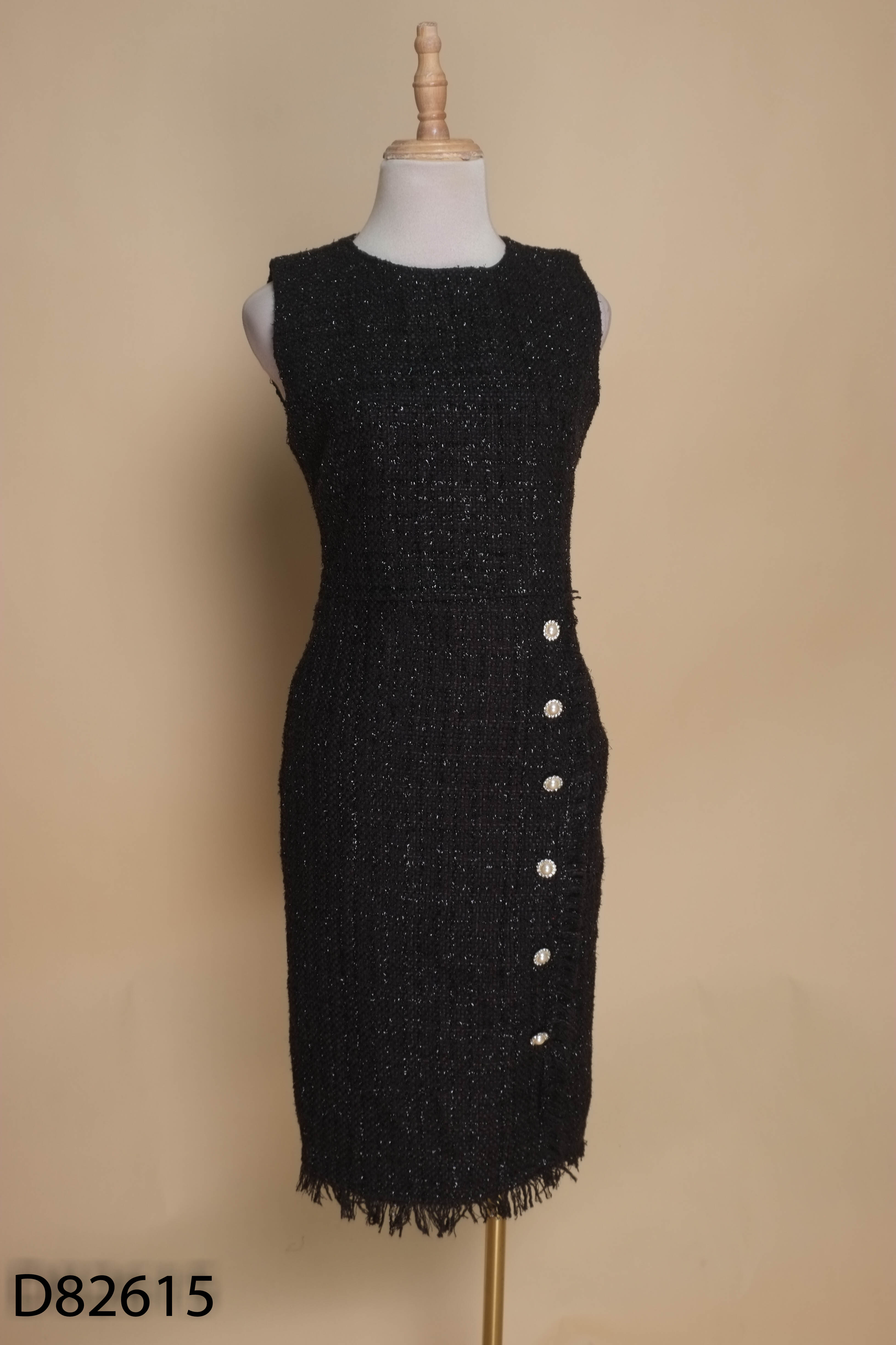Set Váy dạ tweed đen sát nách + Áo khoác cúc ngọc