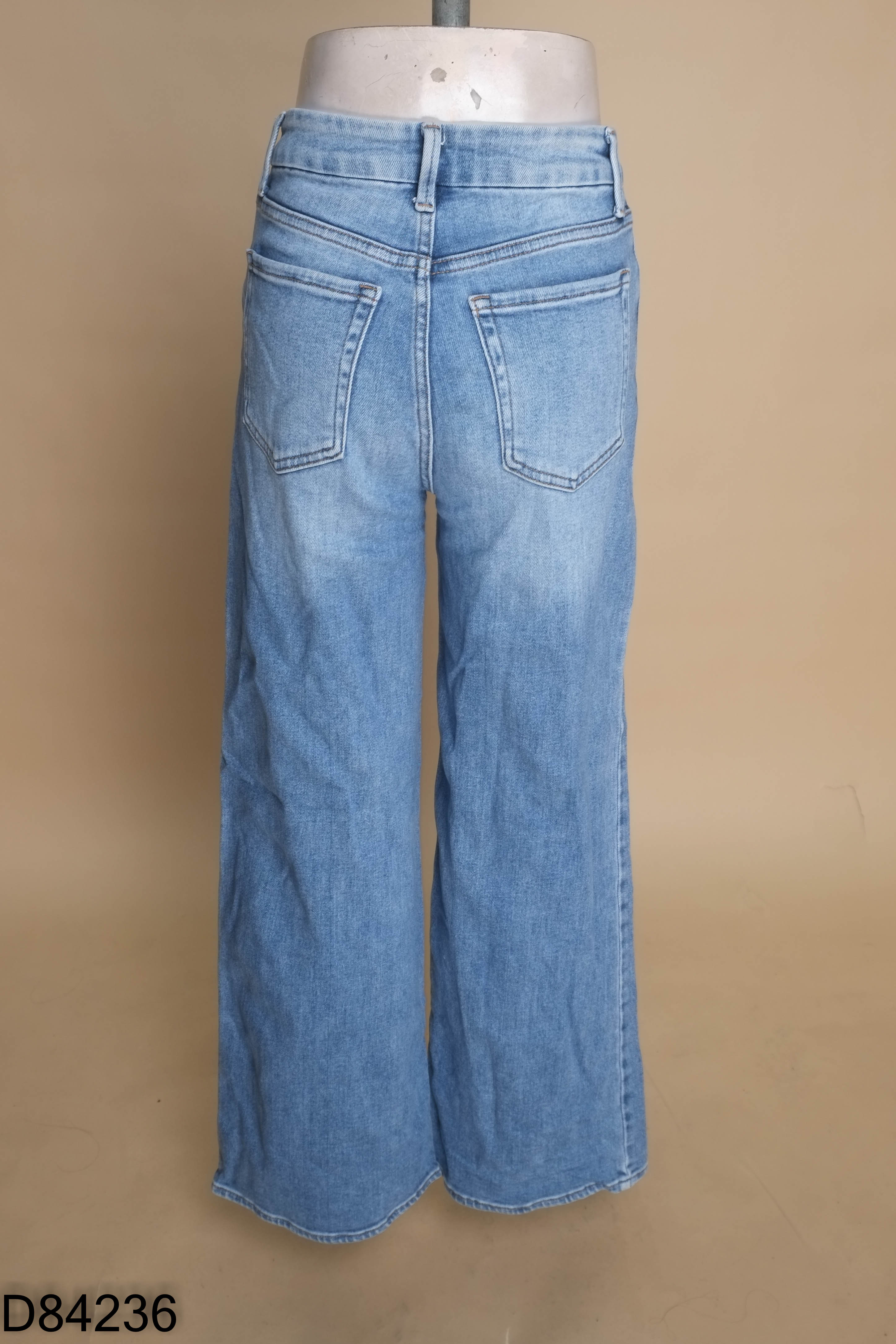 Quần jeans suông xanh trơn