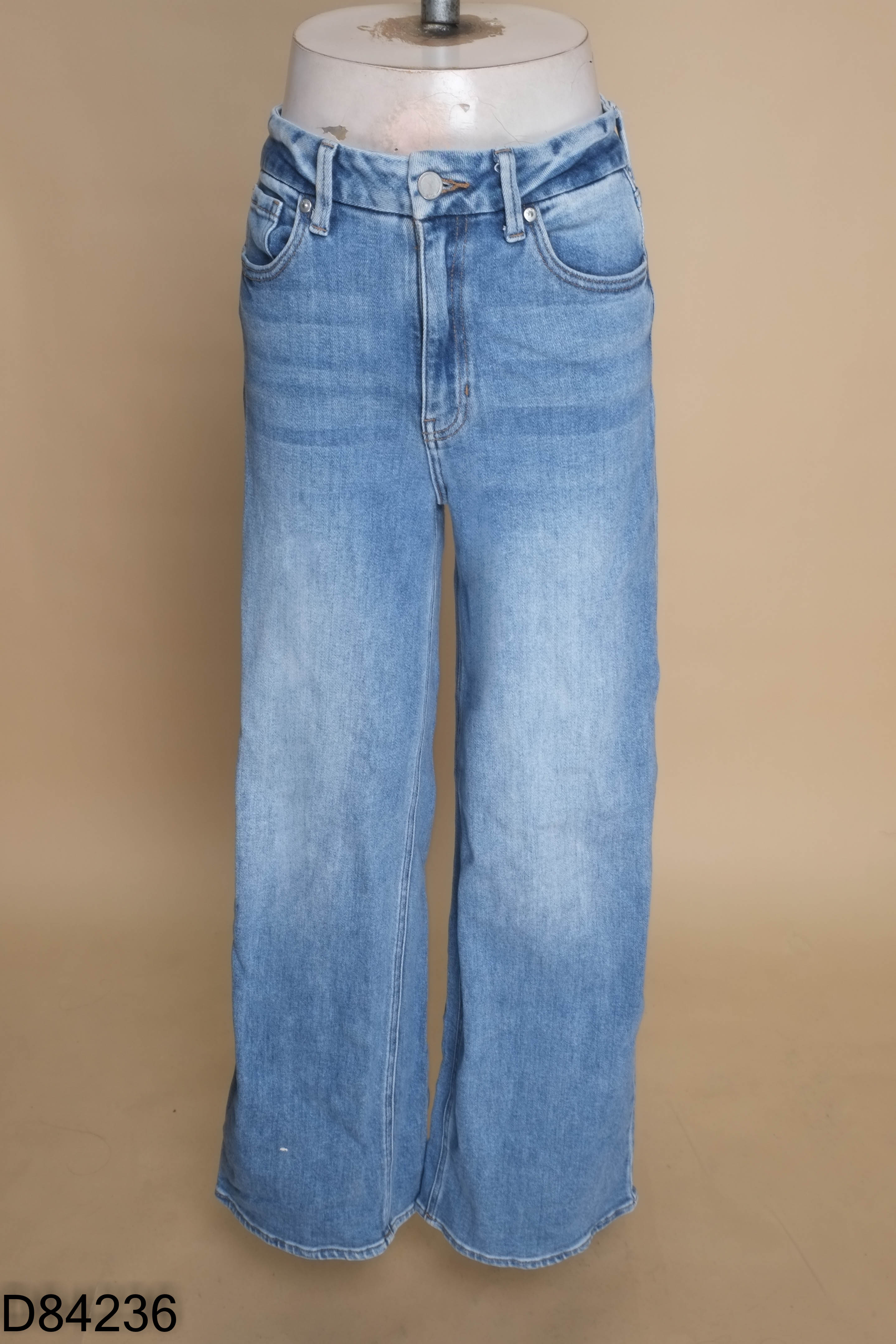 Quần jeans suông xanh trơn