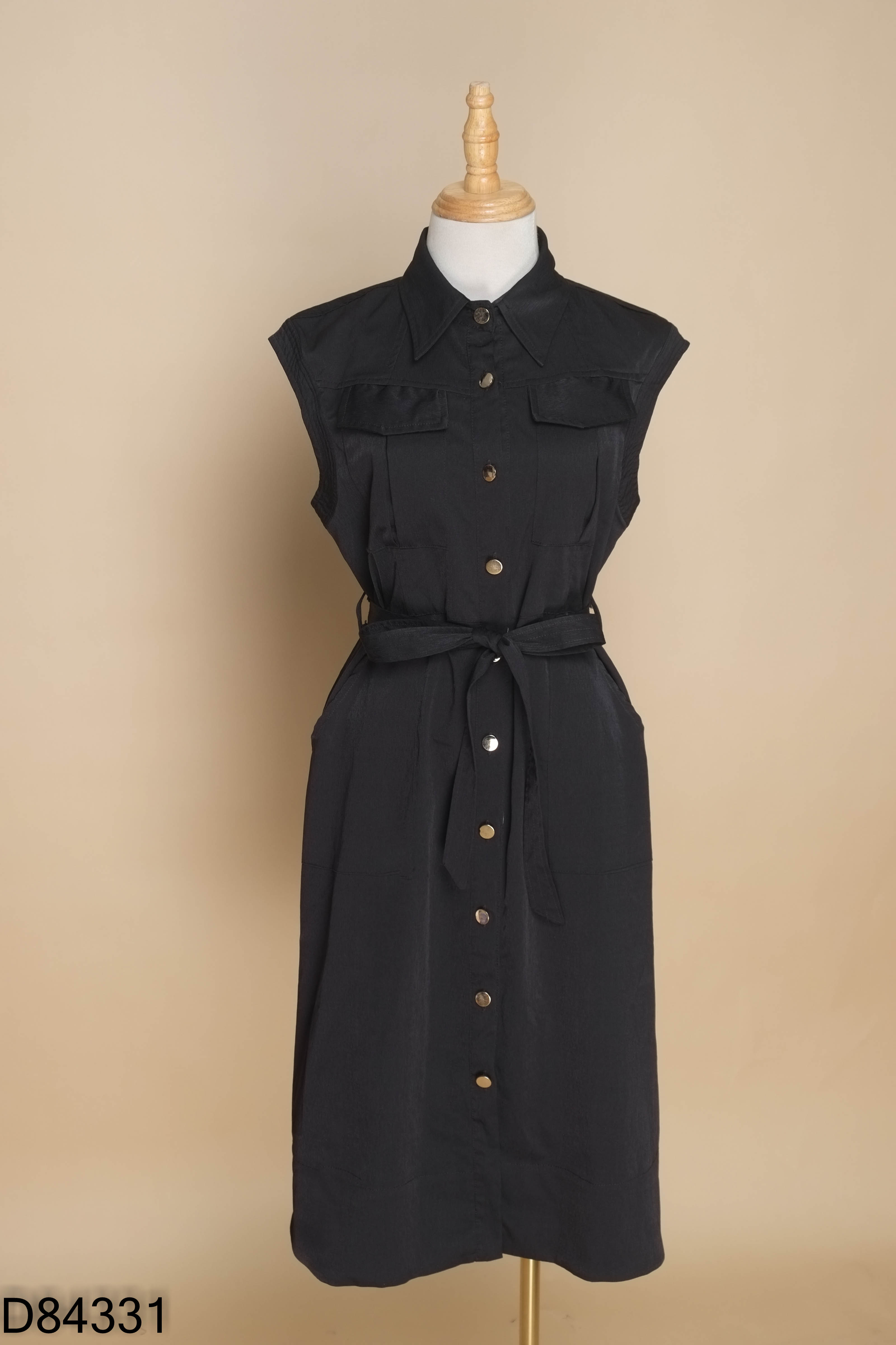 Váy đen sát nách thô cúc đồng FASHION BEST