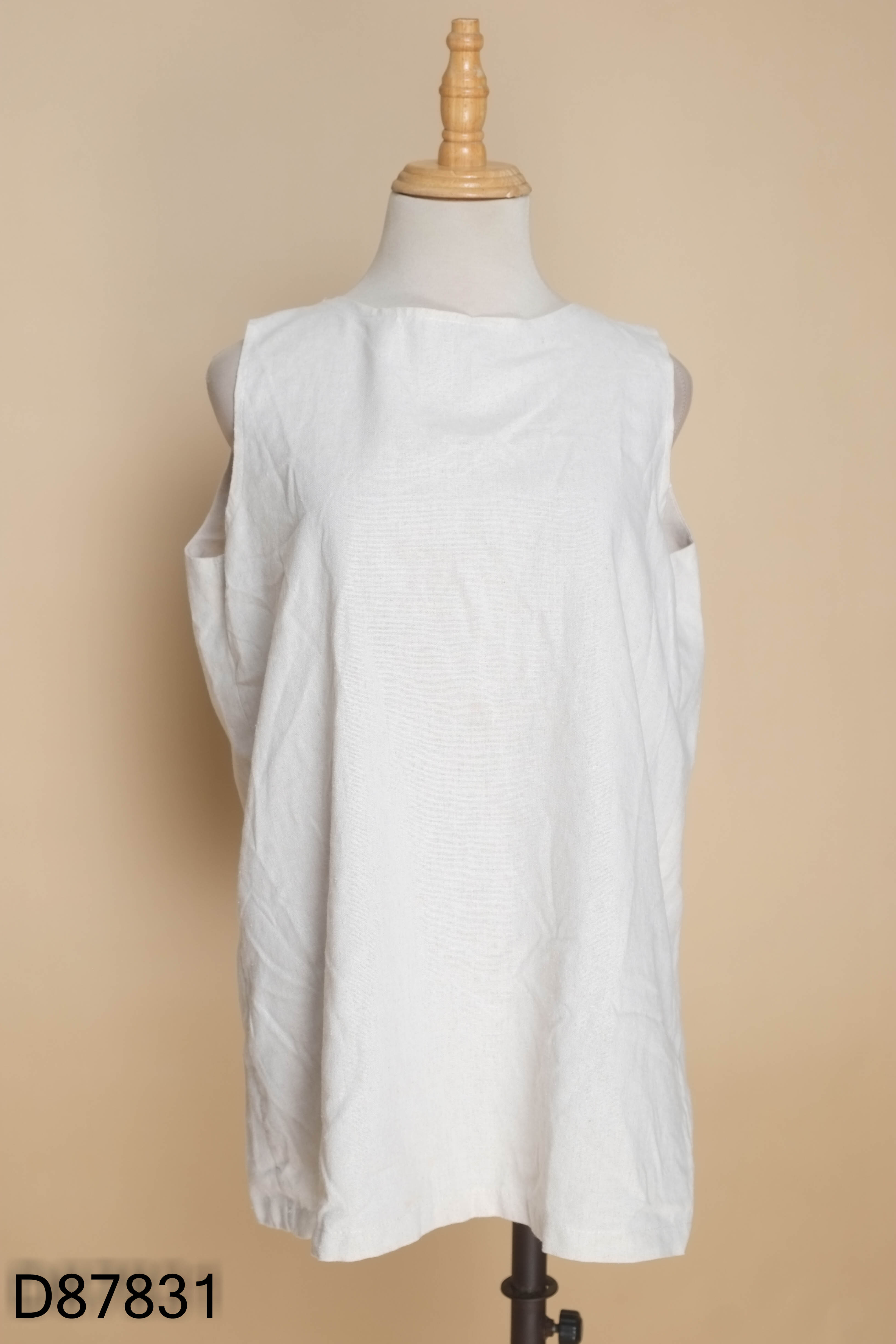 Áo linen be xoắn lưng