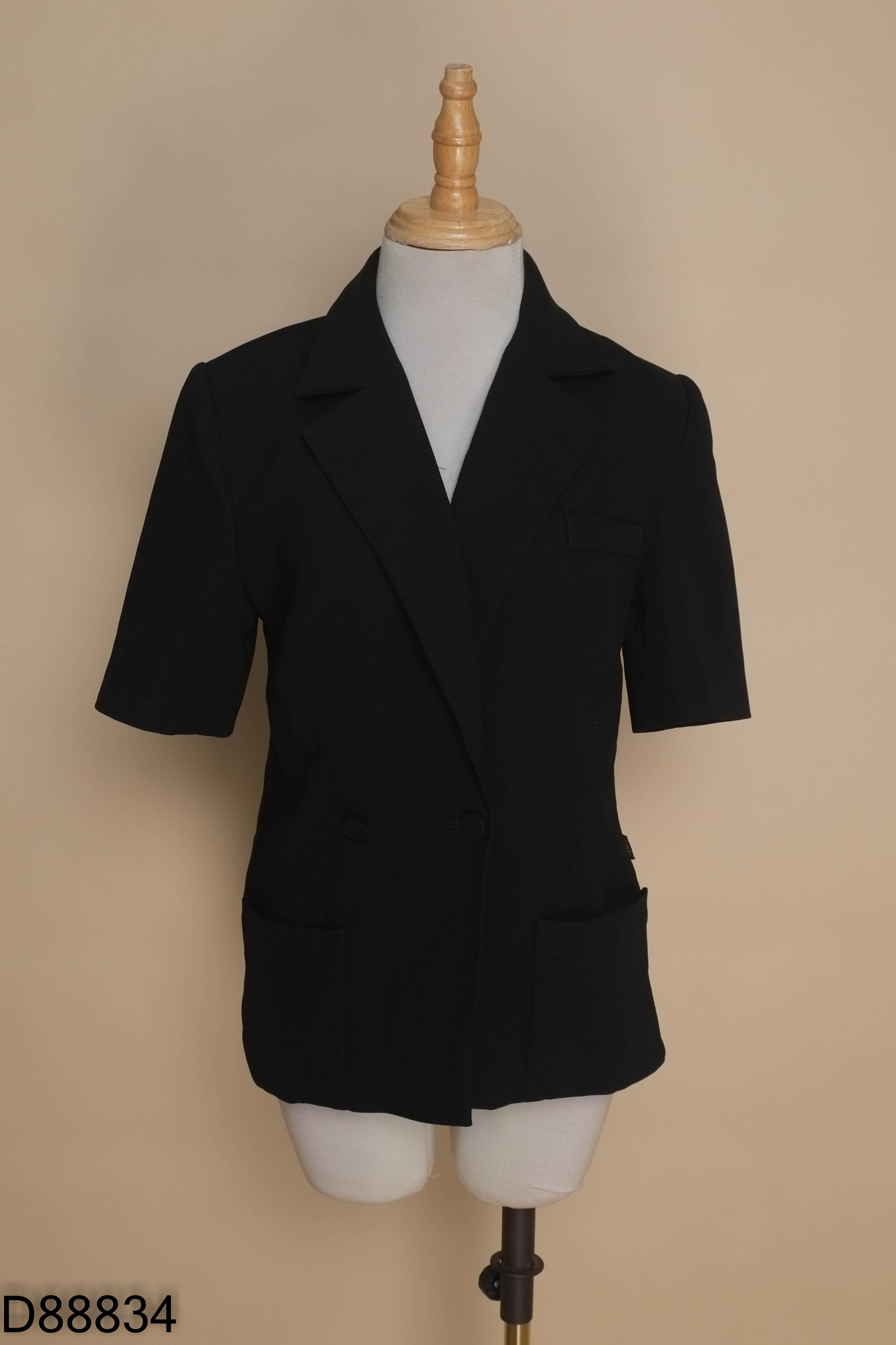 Áo blazer đen