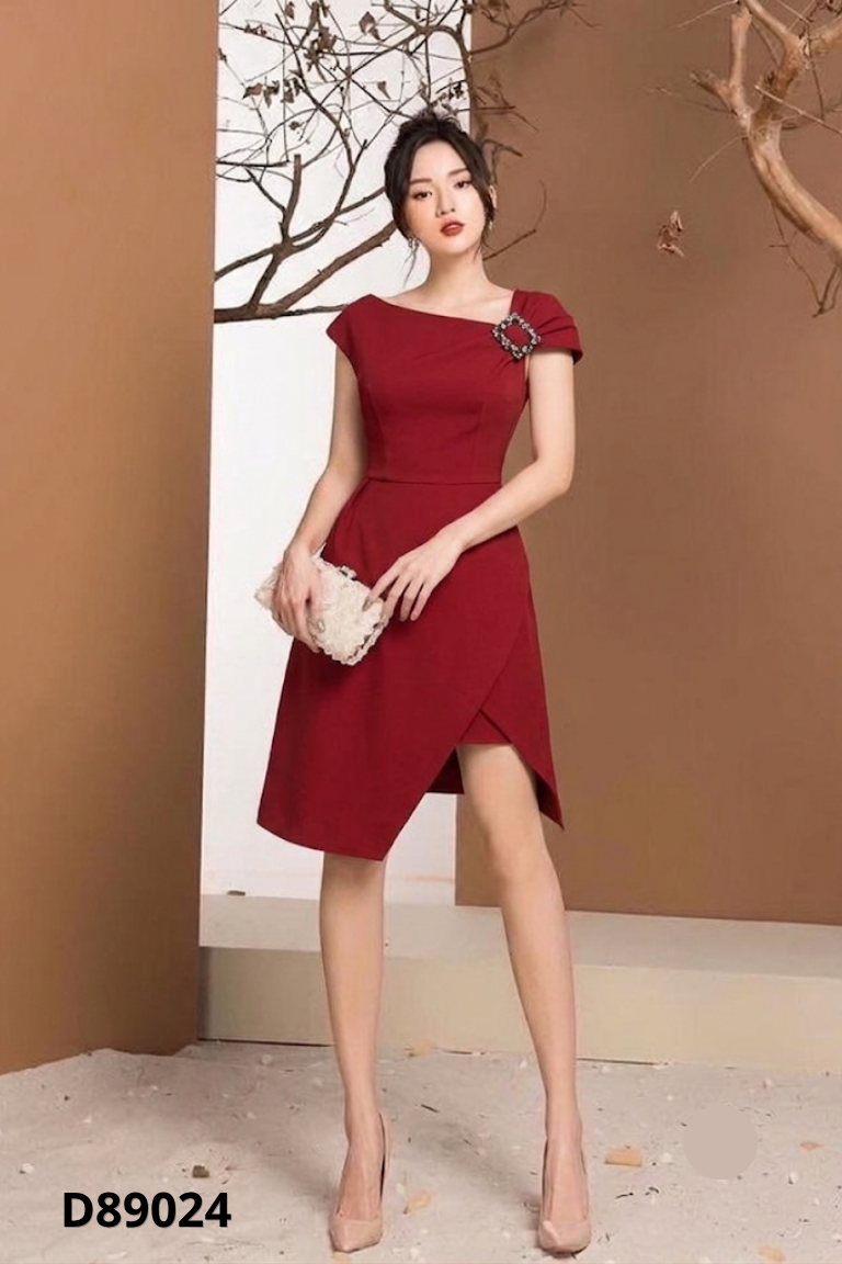 Váy đỏ SAMMY đính khuy hạt