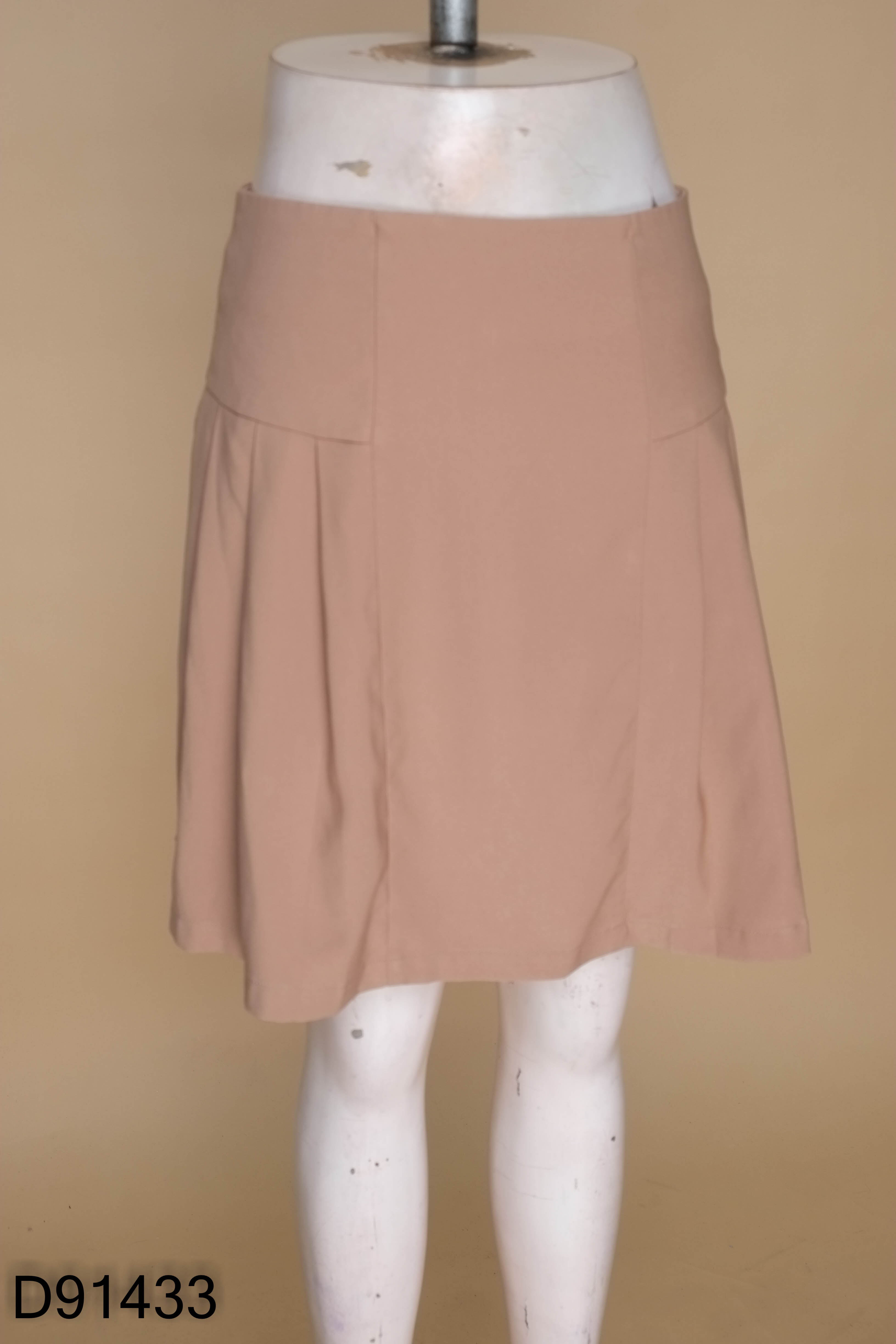 Chân váy be ADORE DRESS xếp ly