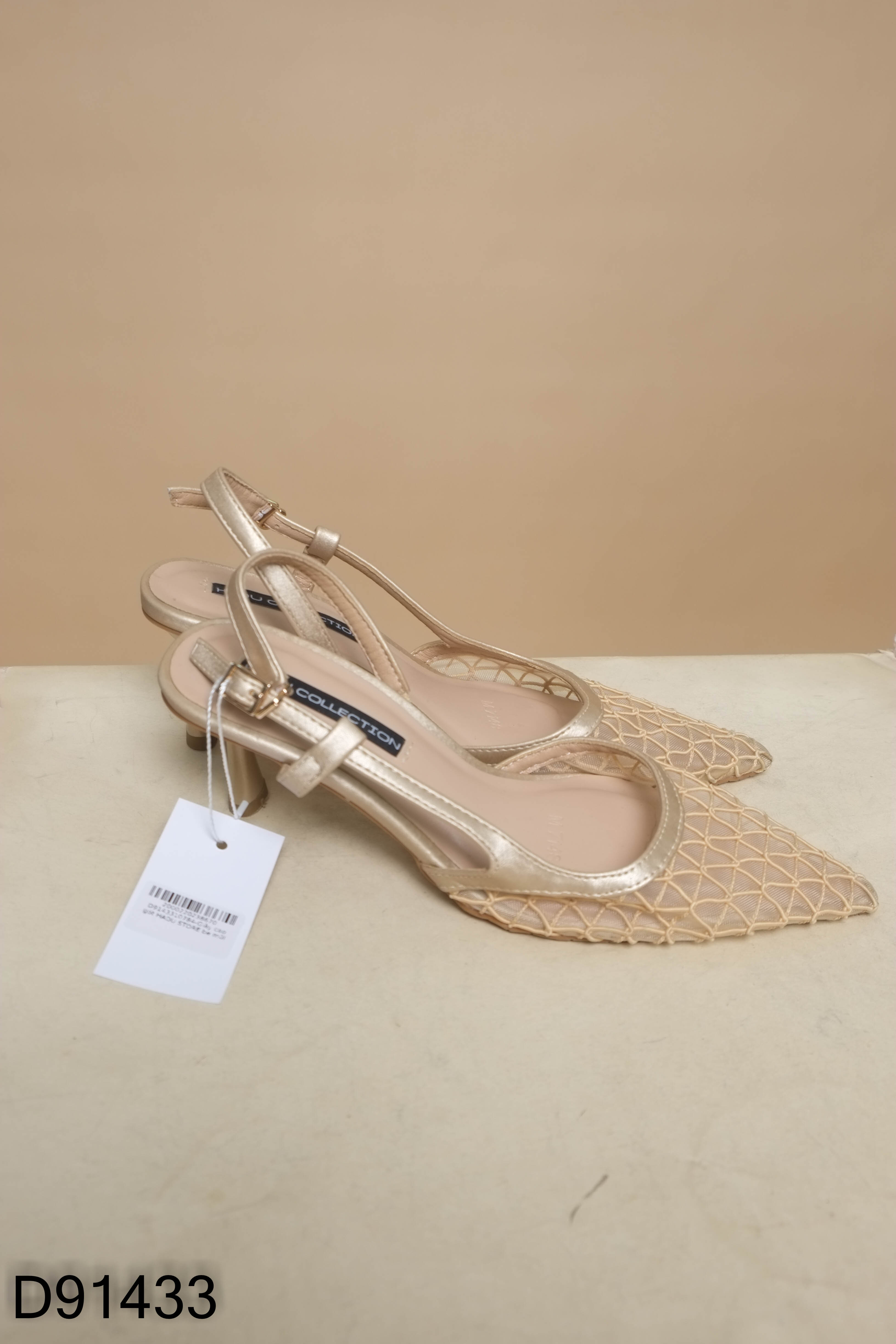Giày cao gót HADU STORE be mũi nhọn