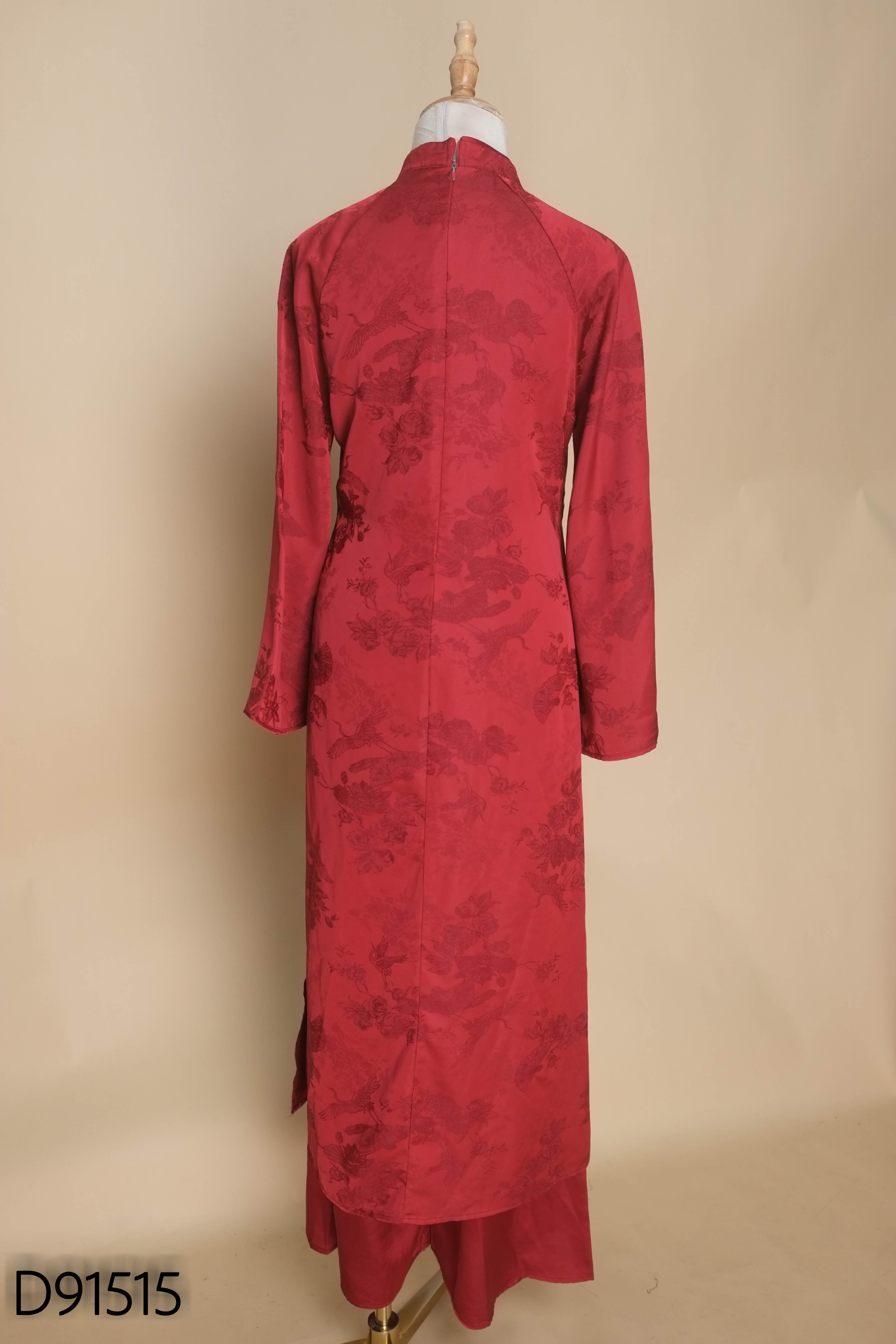 Set áo dài + quần đỏ