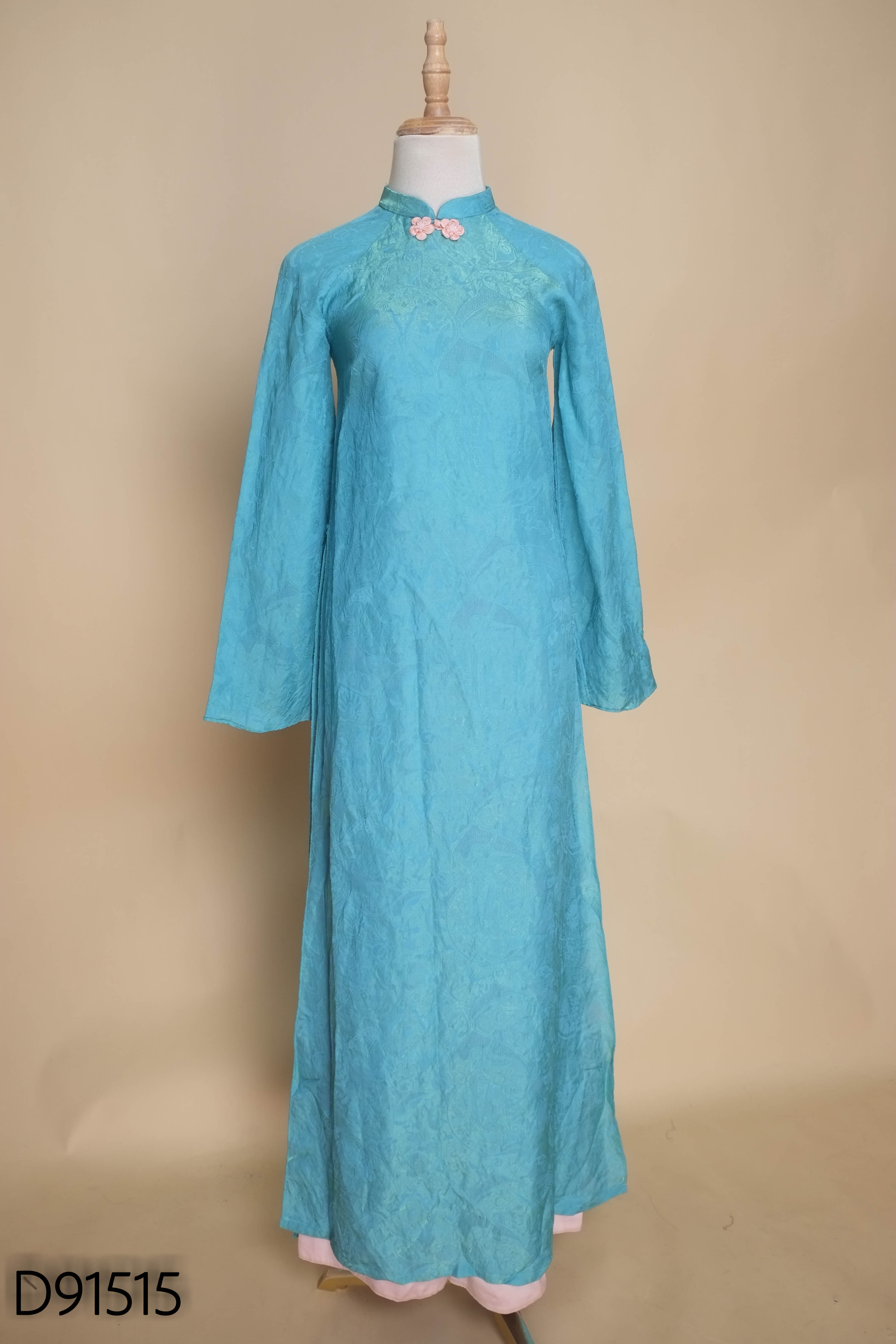 Set áo dài xanh + quần hồng