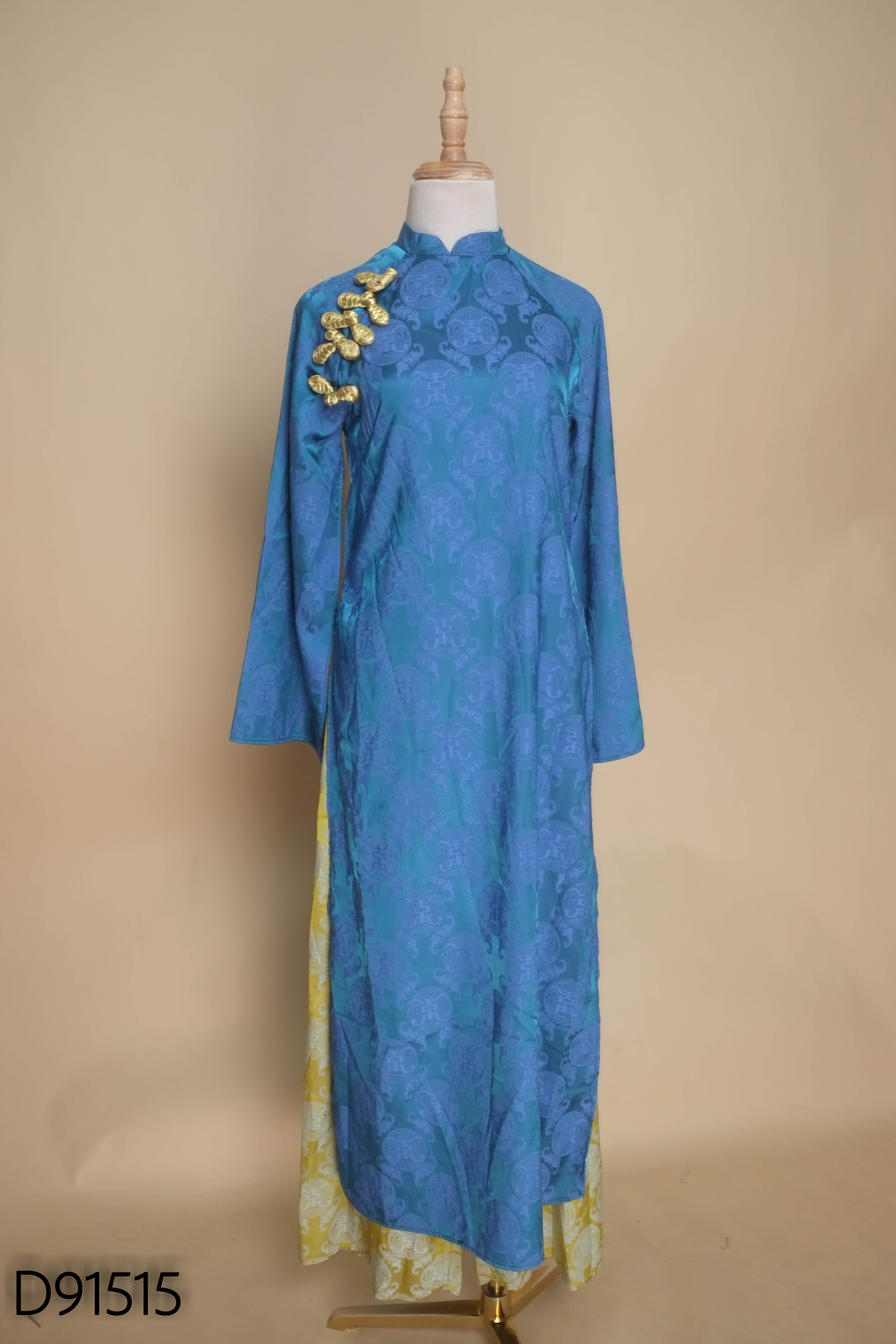 Set áo dài xanh + quần vàng xanh
