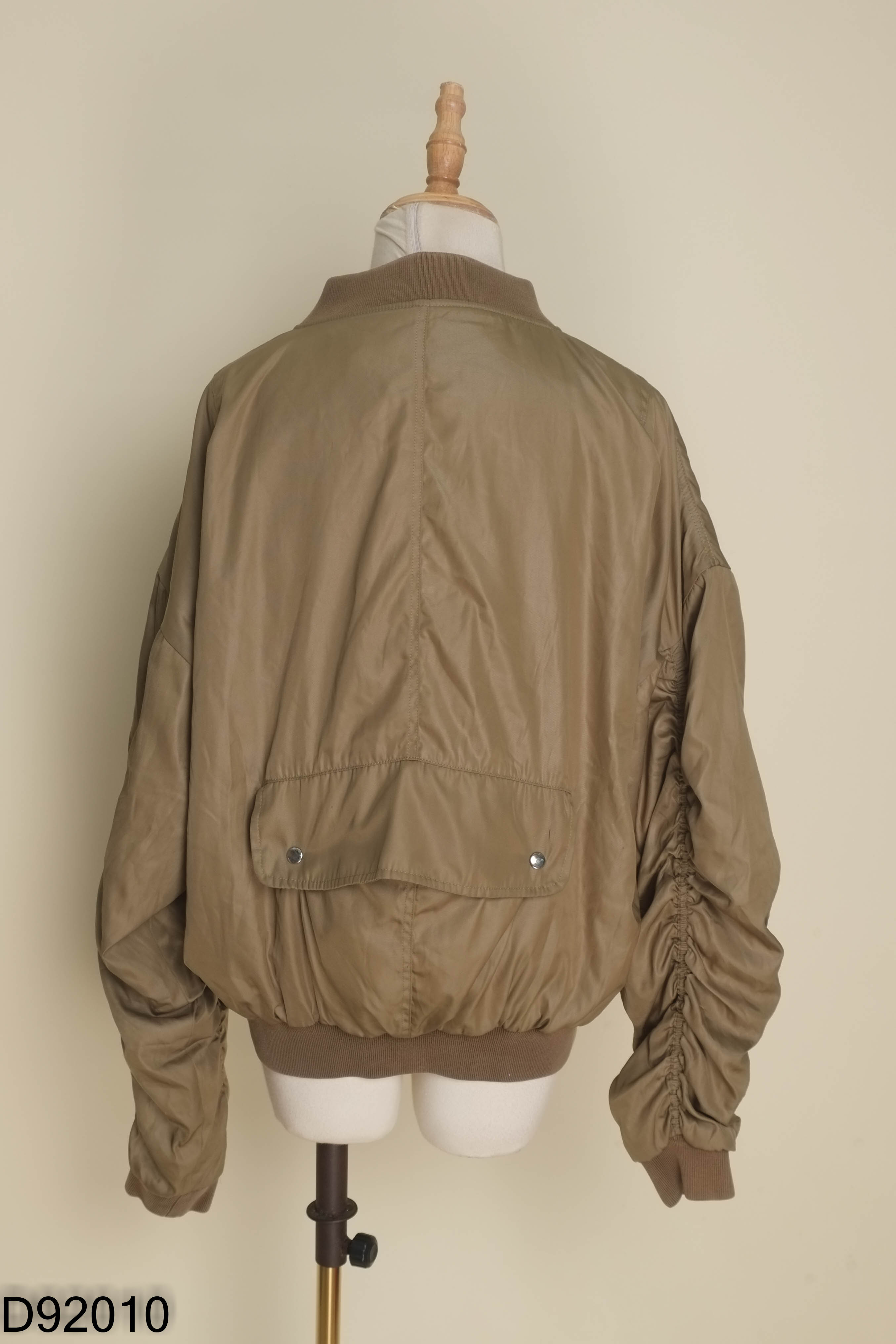Áo khoác bomber rêu