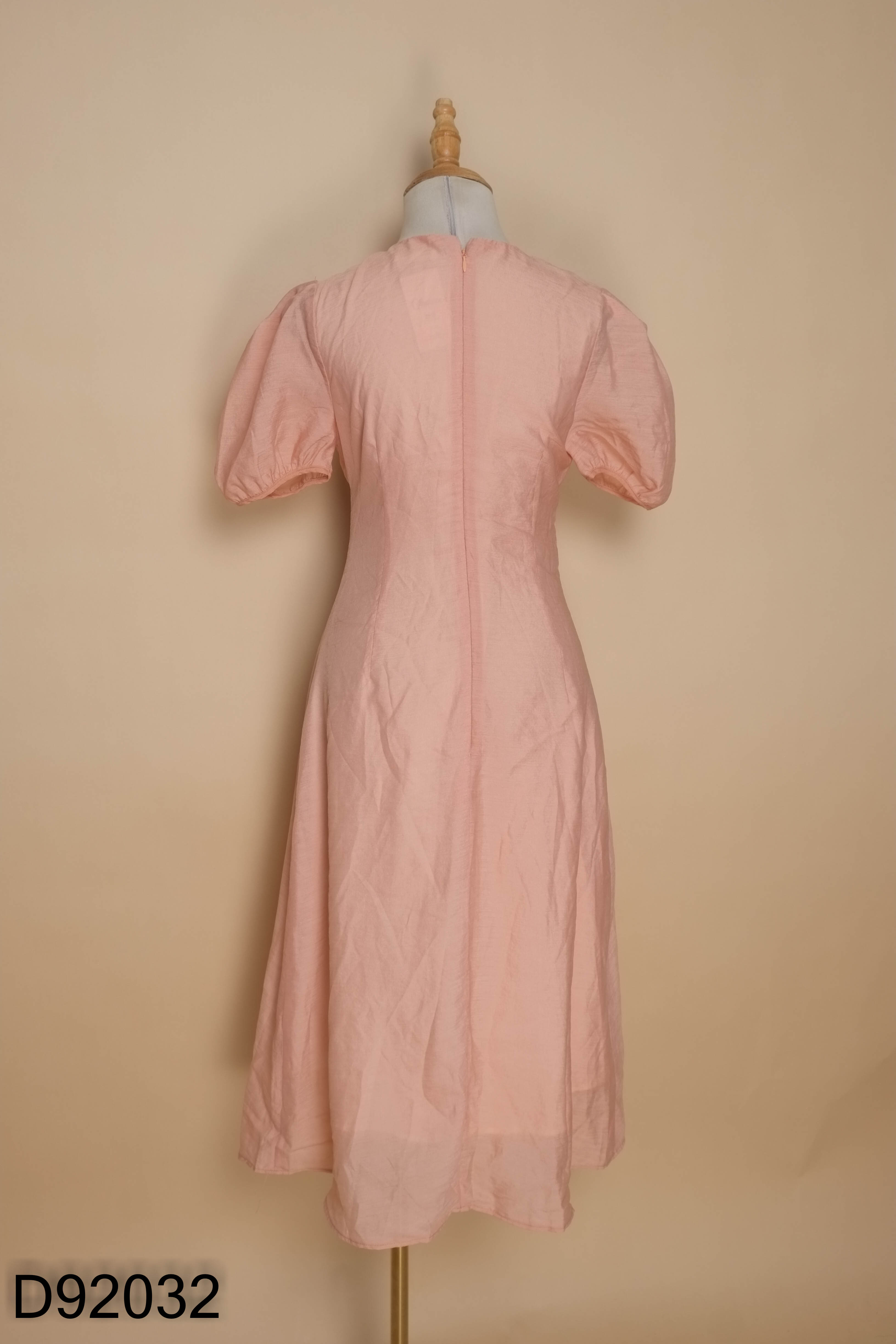 Váy GUMAC hồng nơ cổ