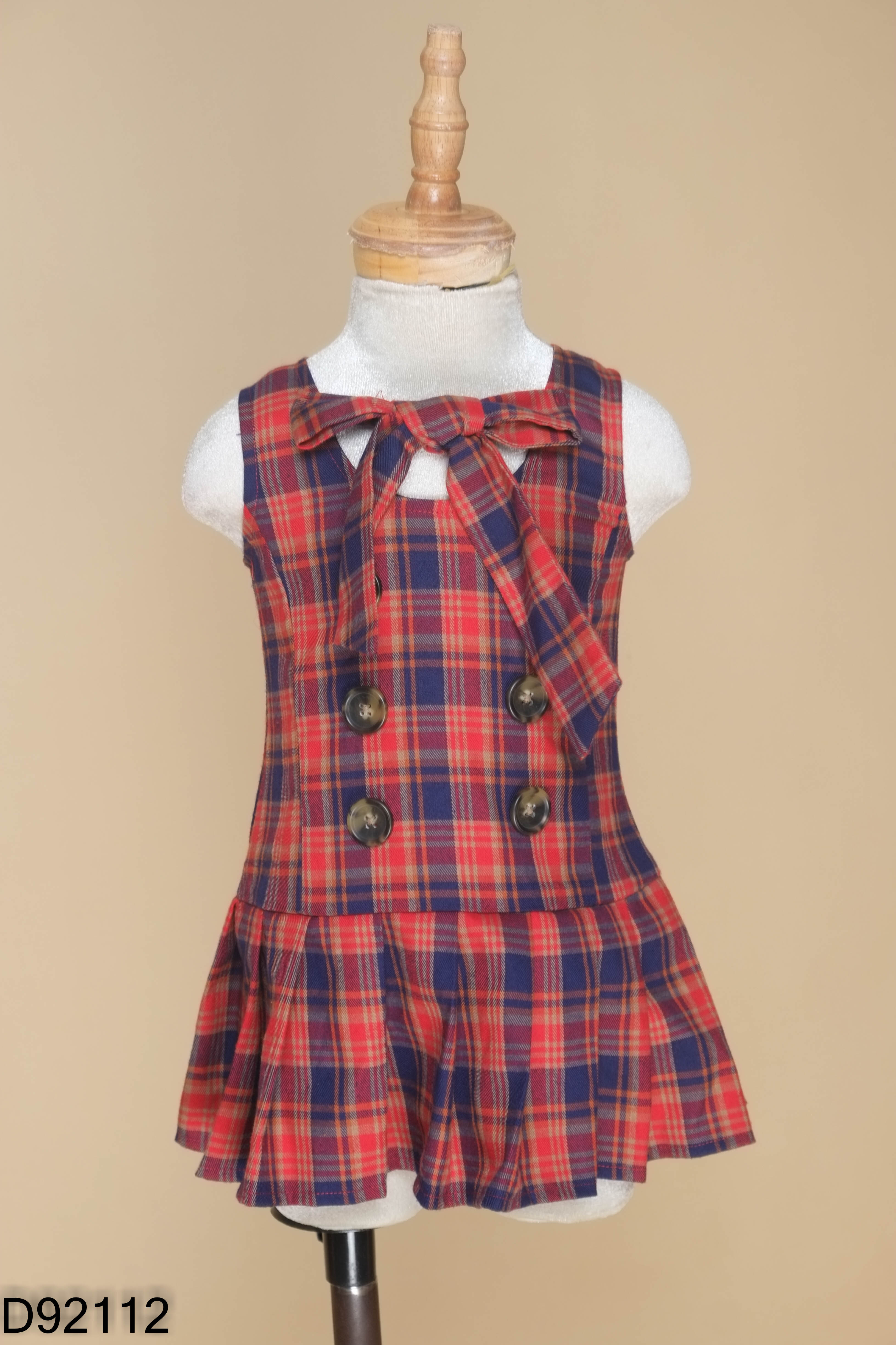 Váy xanh kẻ caro đỏ kid