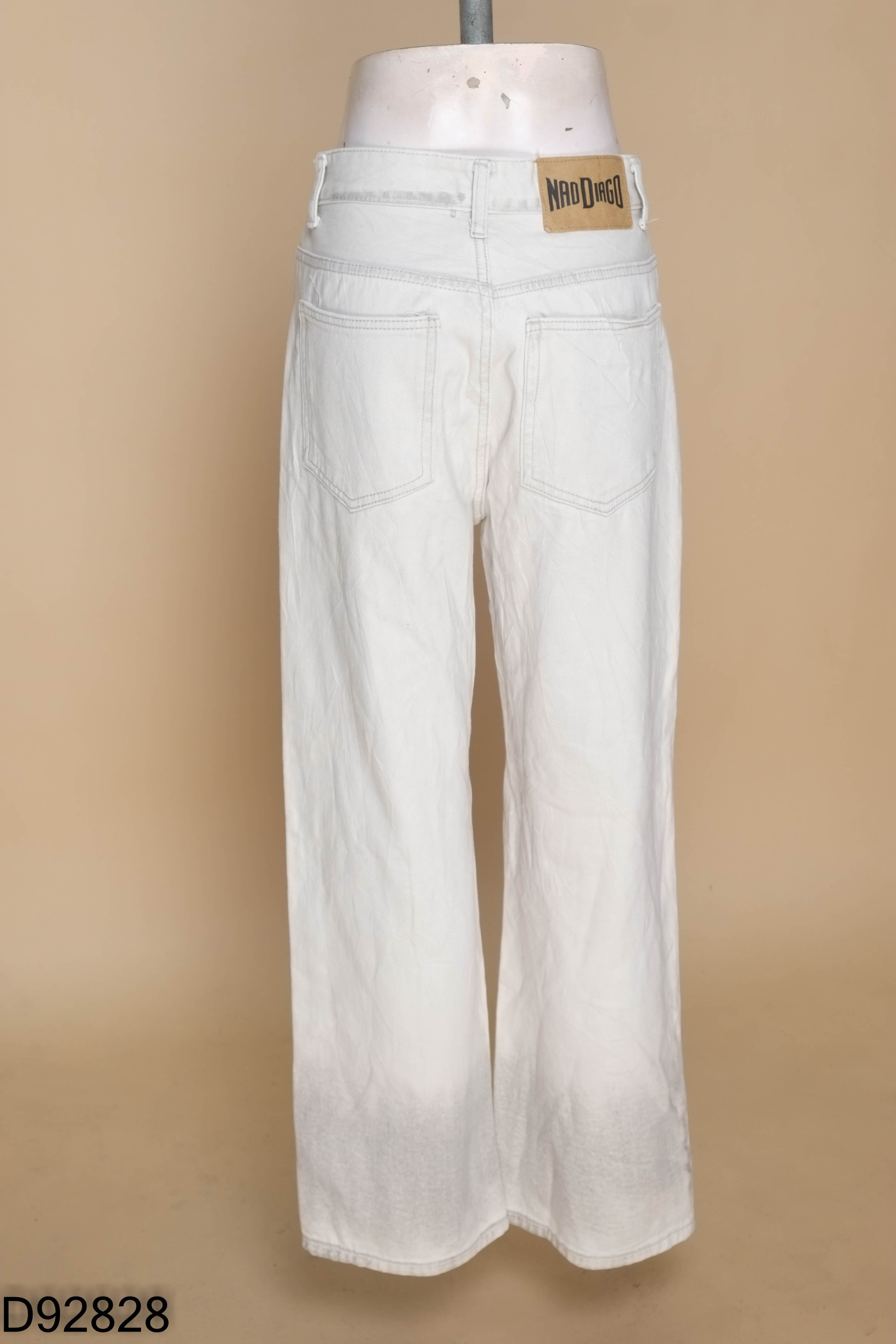 Quần jeans be phối xám