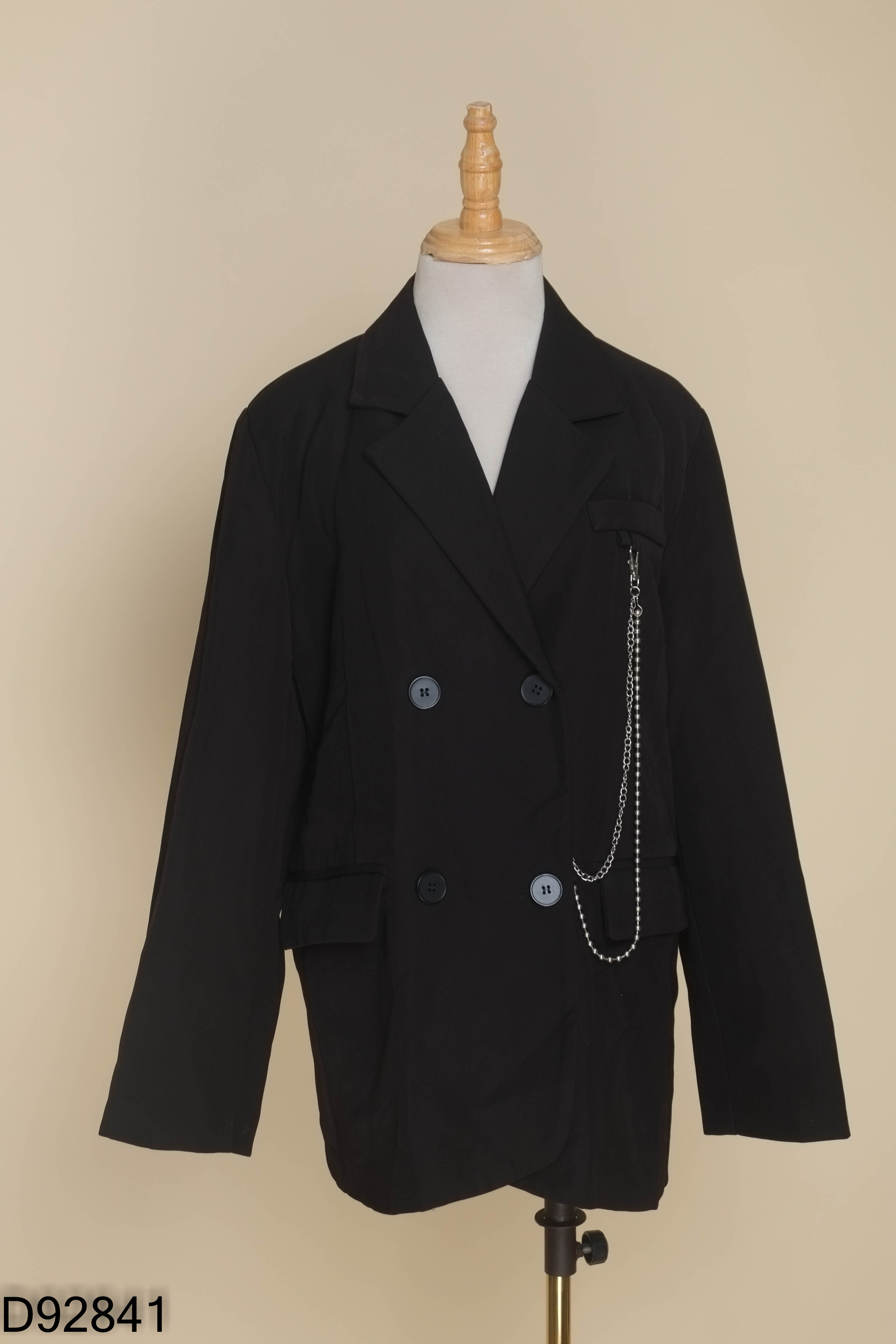 ÁO khoác vest đen dây phụ kiện