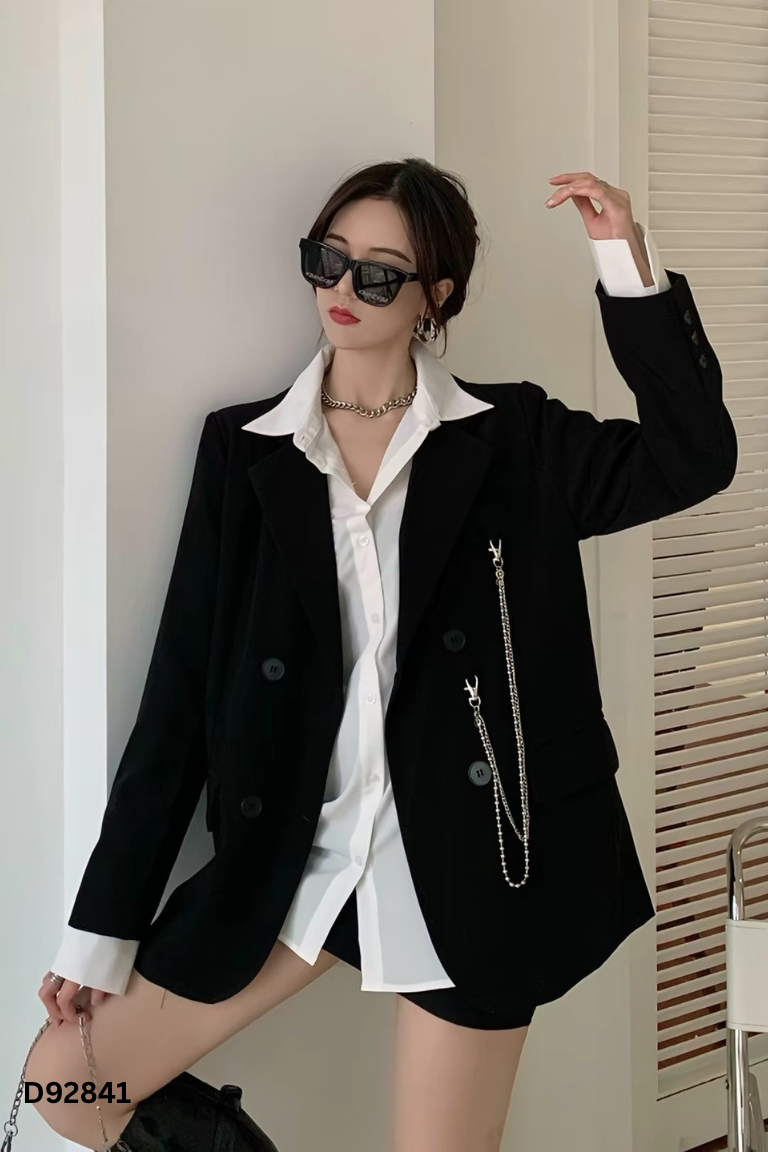 ÁO khoác vest đen dây phụ kiện
