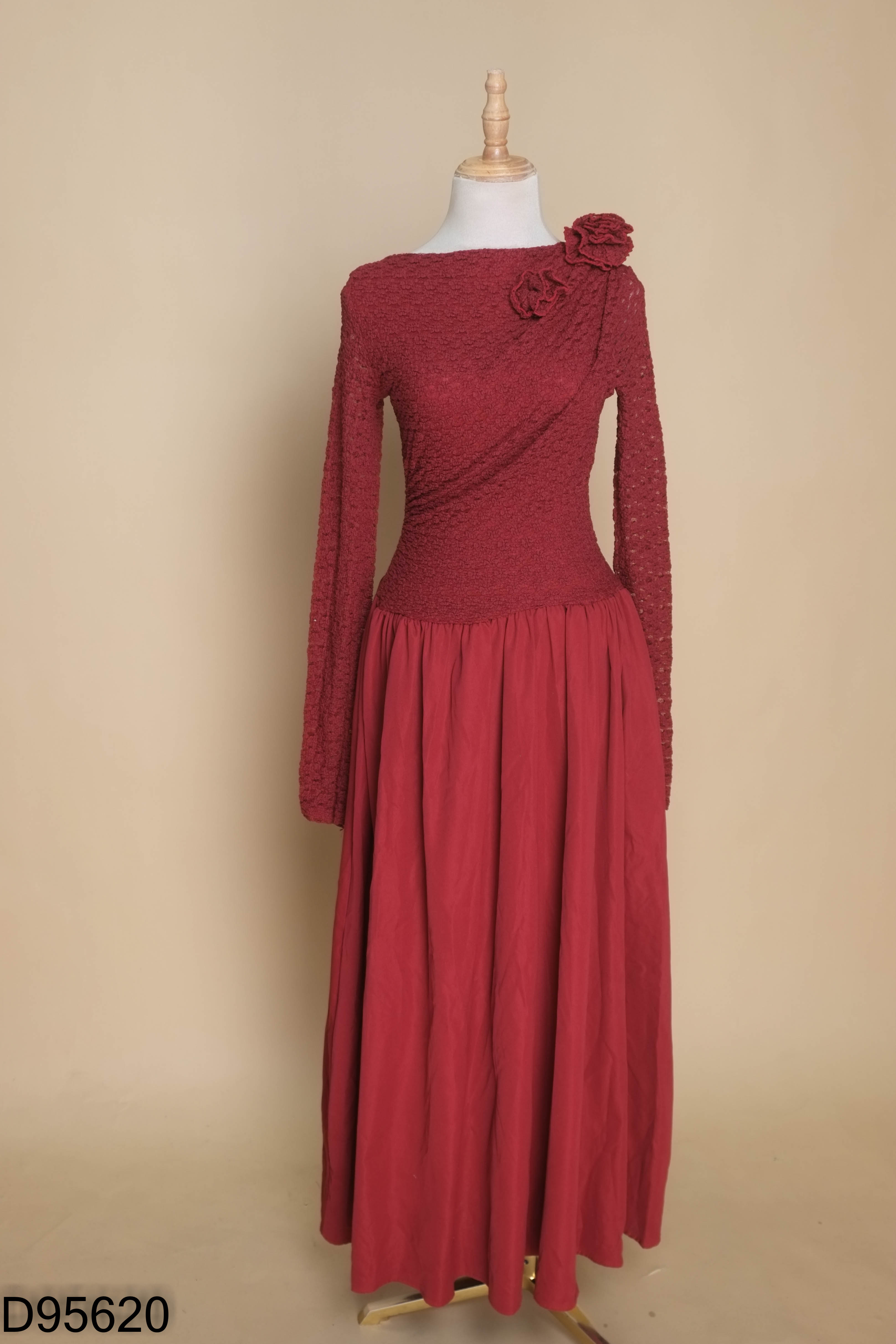 Váy đỏ mix len MOK CLOTHING trơn