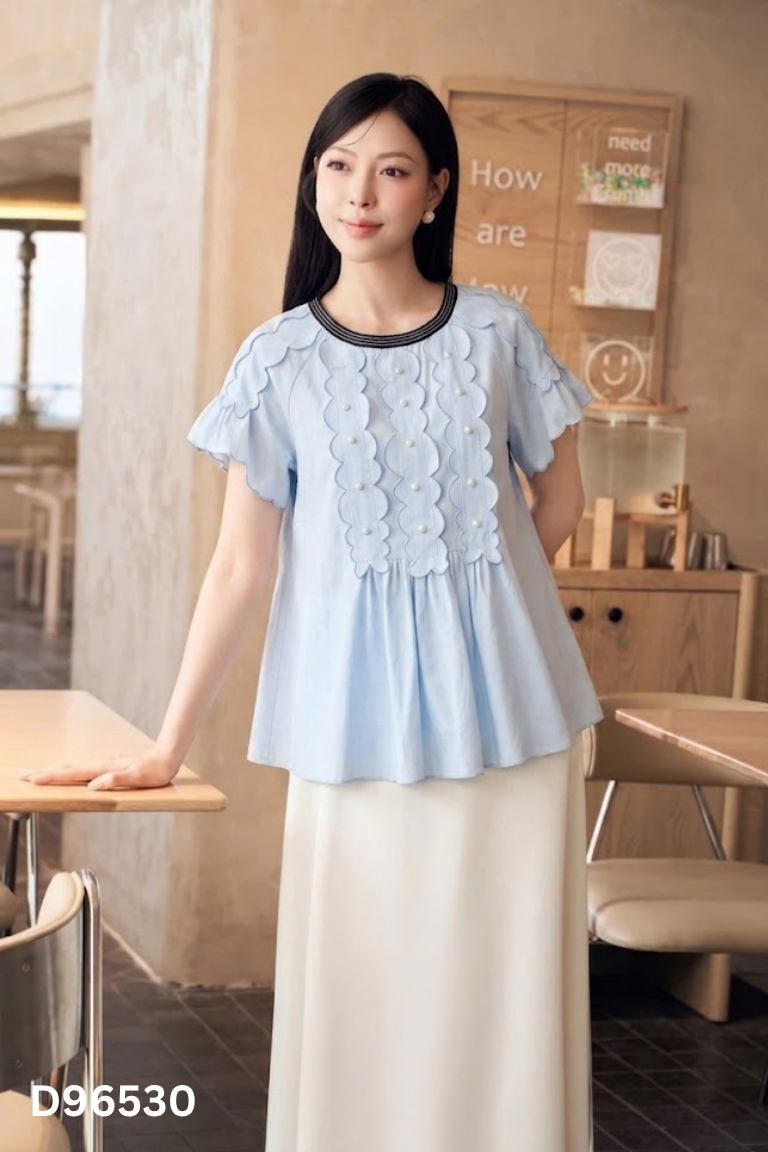 Áo IVY MODA xanh đính ngọc