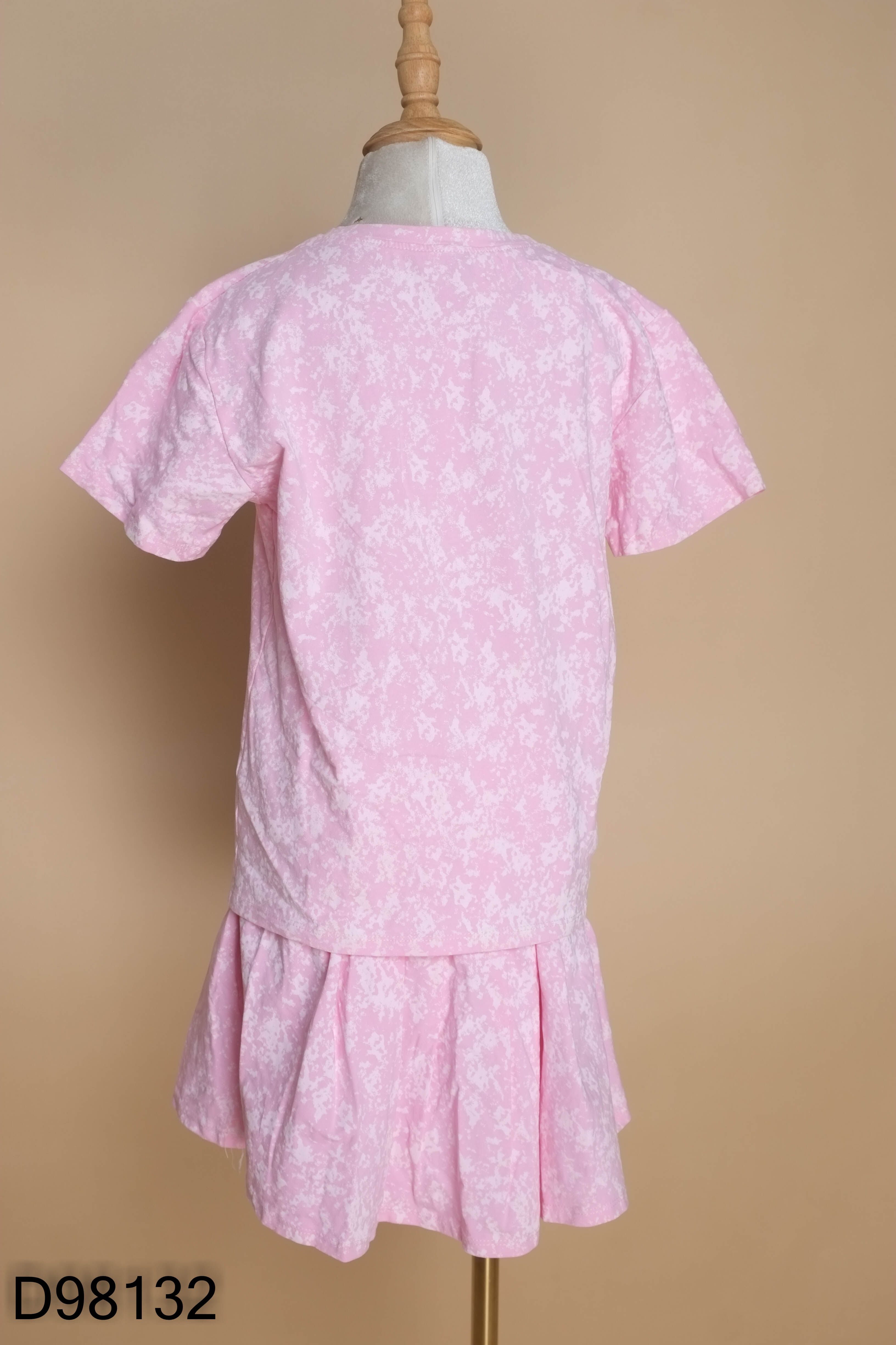 Set Áo thun hồng in hình + Chân váy KIDS