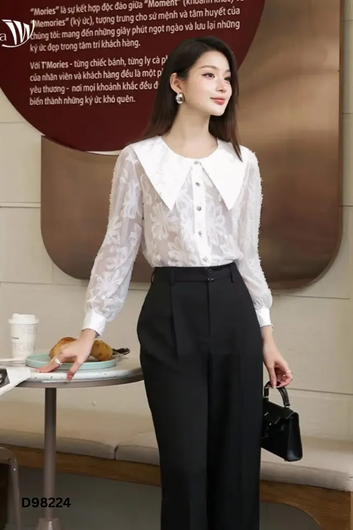 Áo IVY MODA trắng tua rua