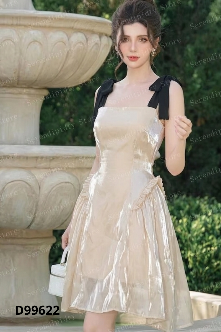 Váy organza be cut lưng