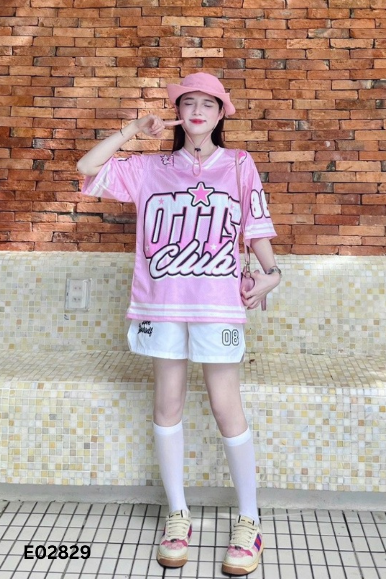 Set áo hồng họa tiết + quần short trắng