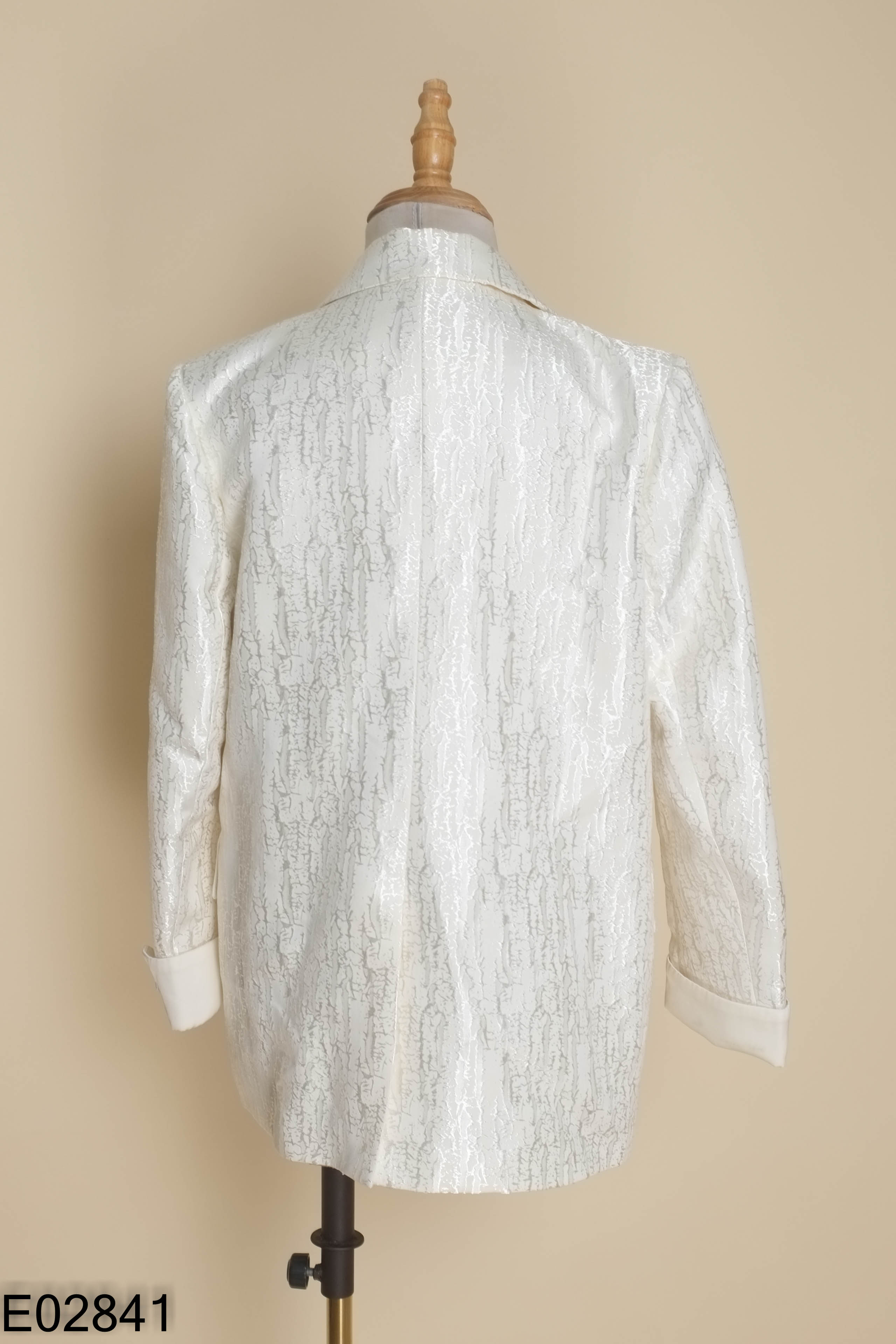 Áo blazers be họa tiết ánh