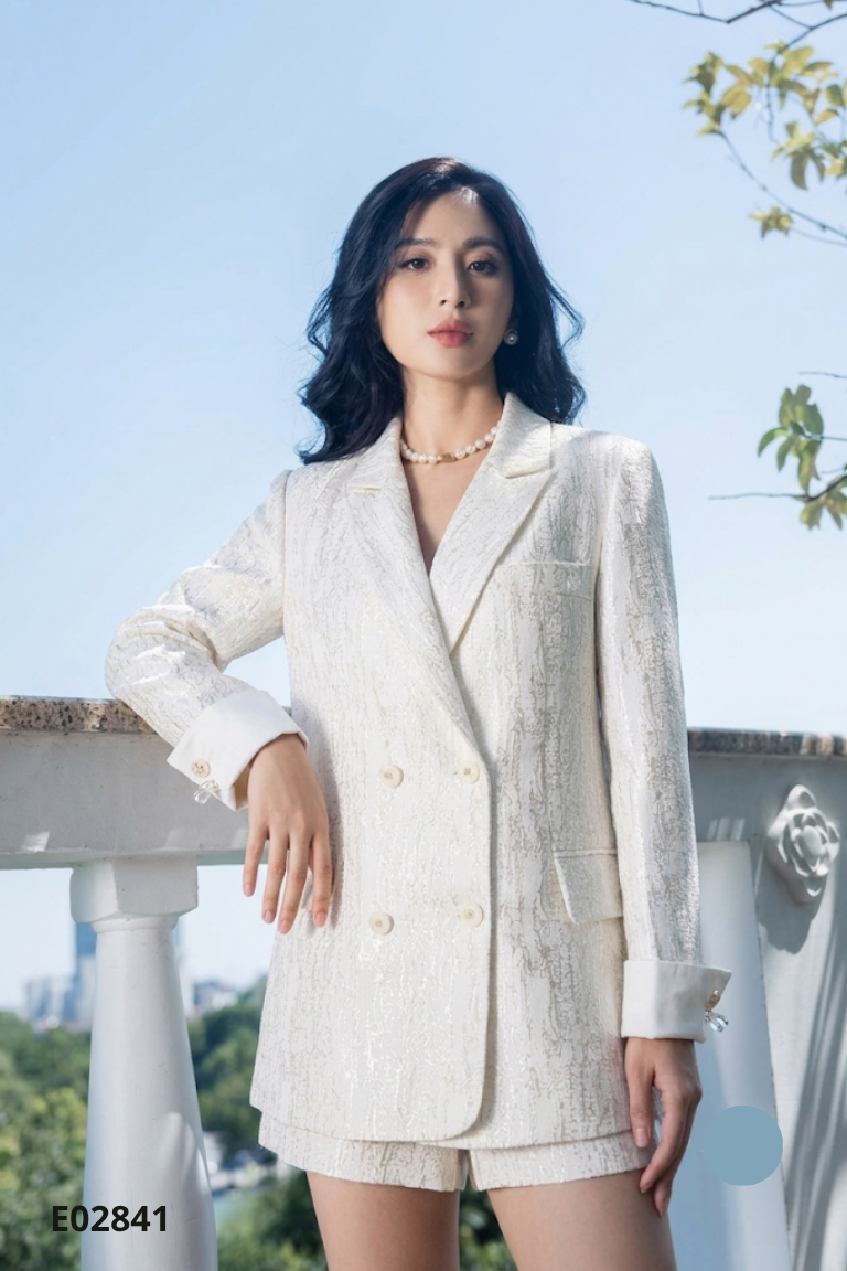 Áo blazers be họa tiết ánh