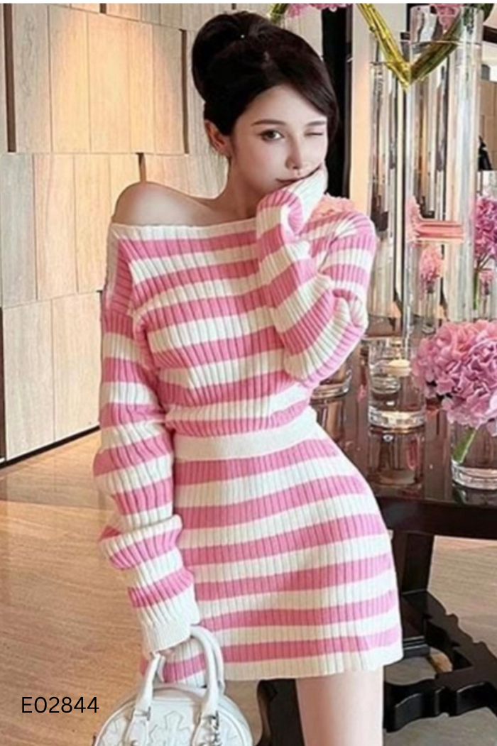 Set áo + chân váy trắng mix hồng