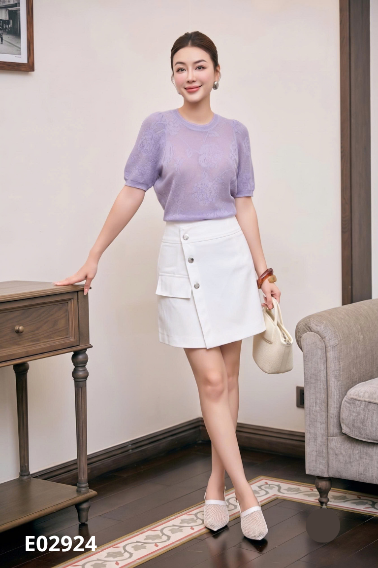 Quần shorts LSEOUL trắng vạt
