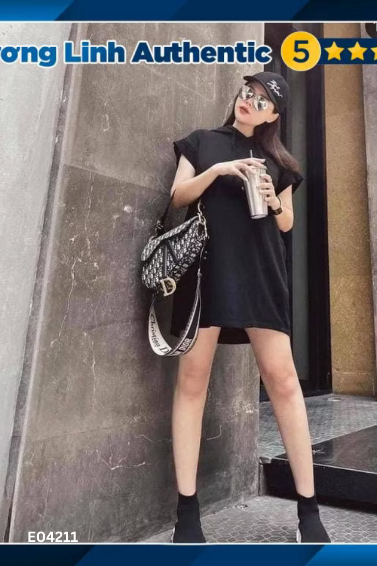 Áo váy đen ZARA phối mũ