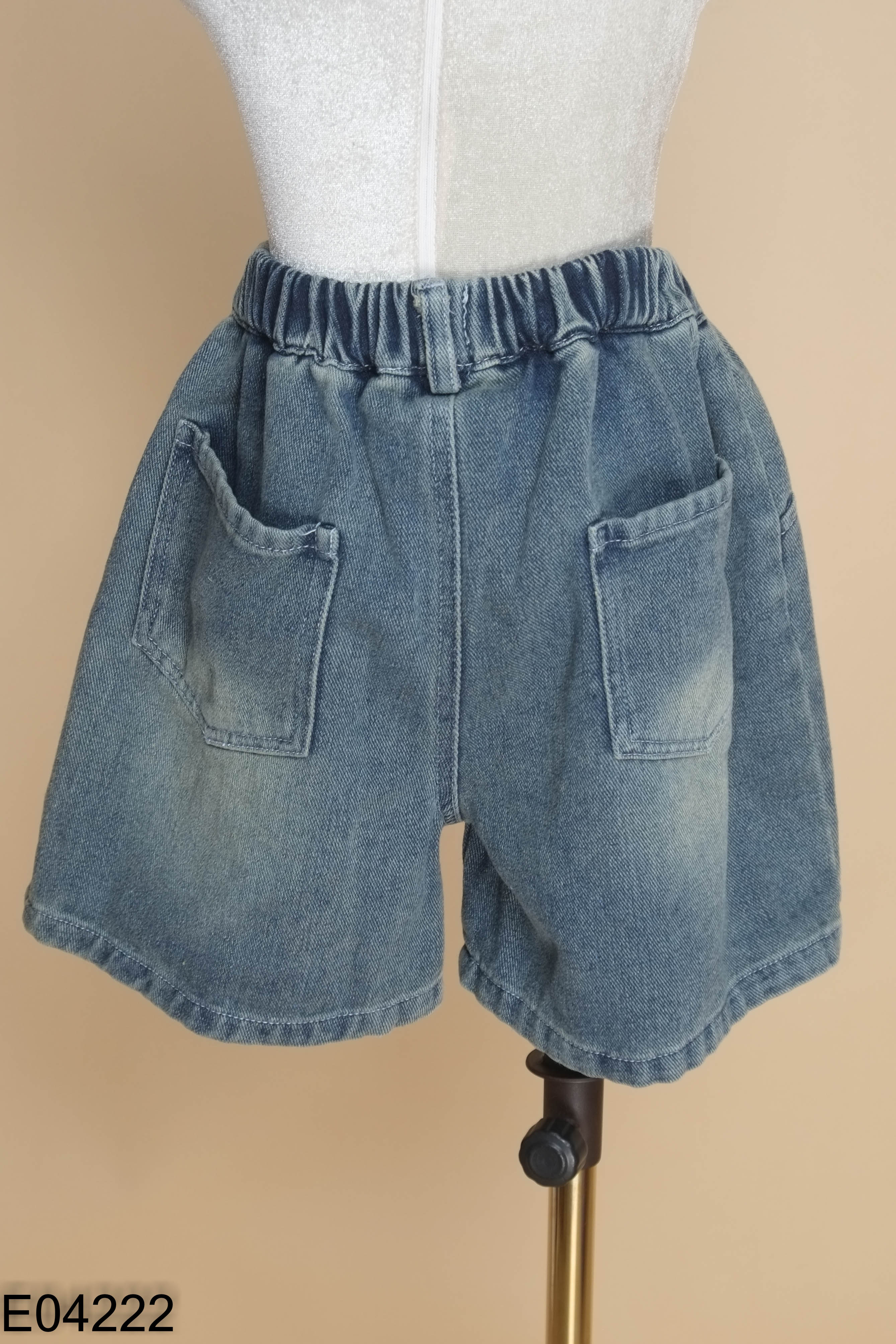 Quần jeans lửng xanh KIDS
