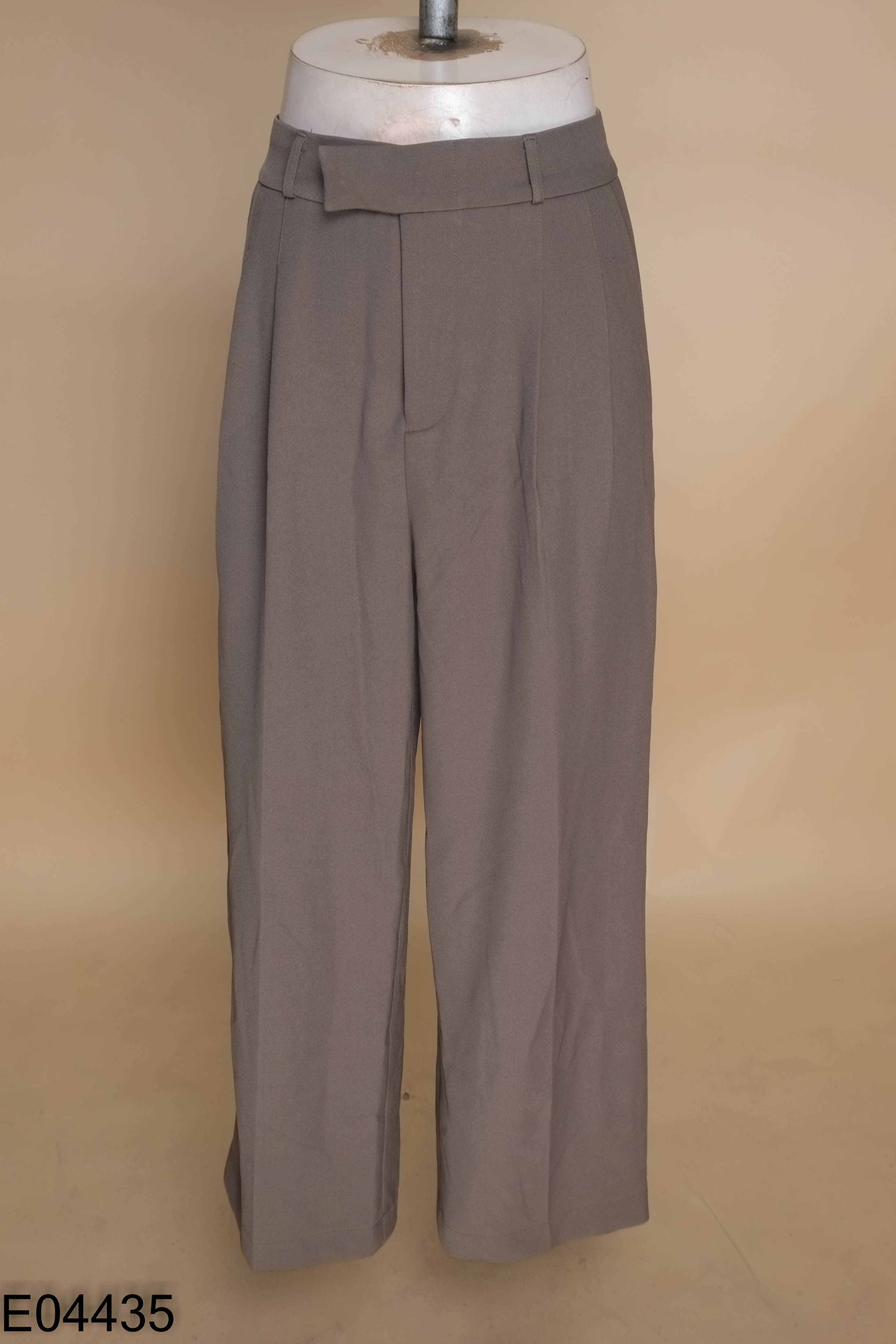 Quần xanh suông ROSECLOTHING