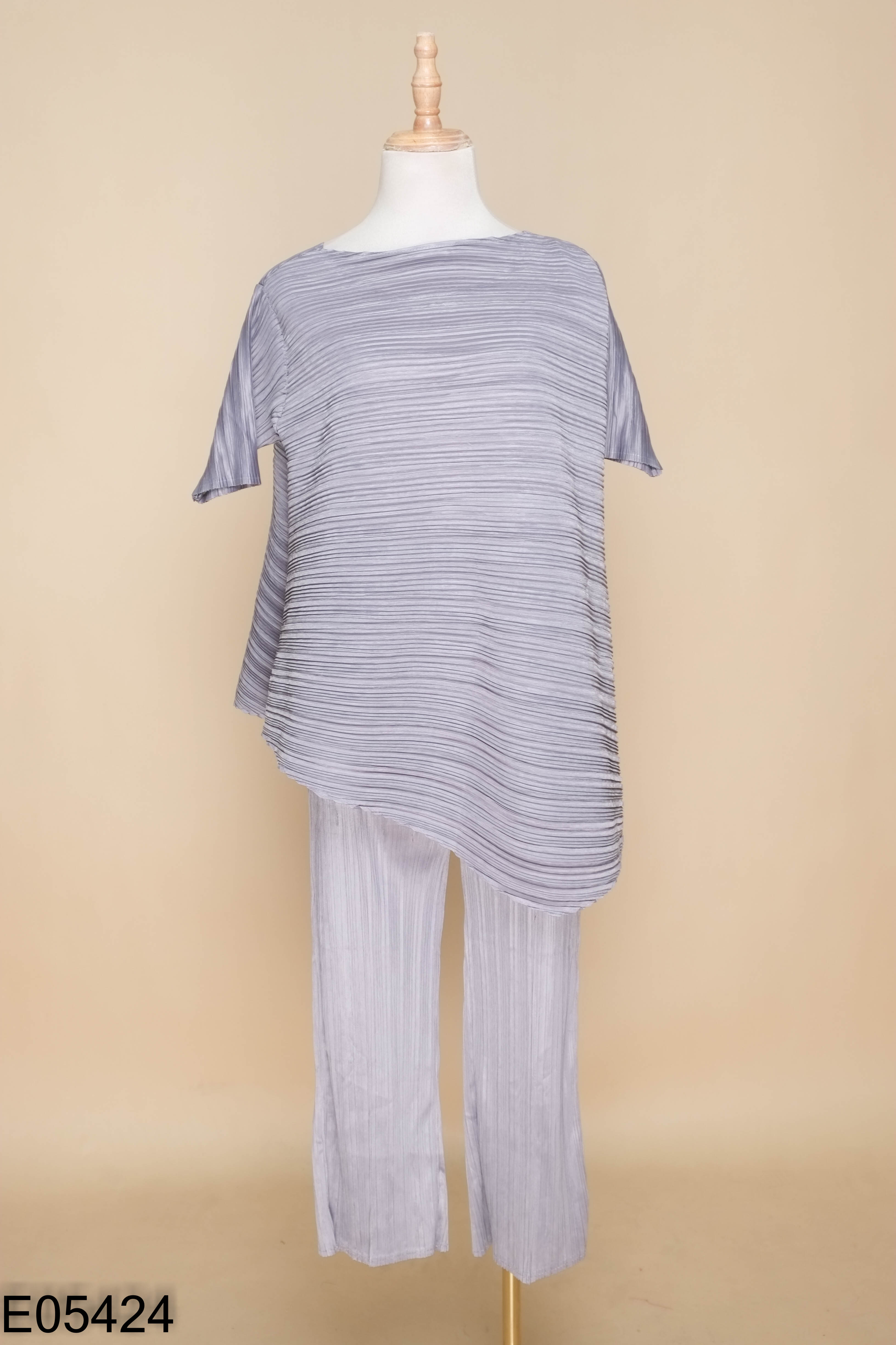 Set Áo xanh ly sọc + Quần dài