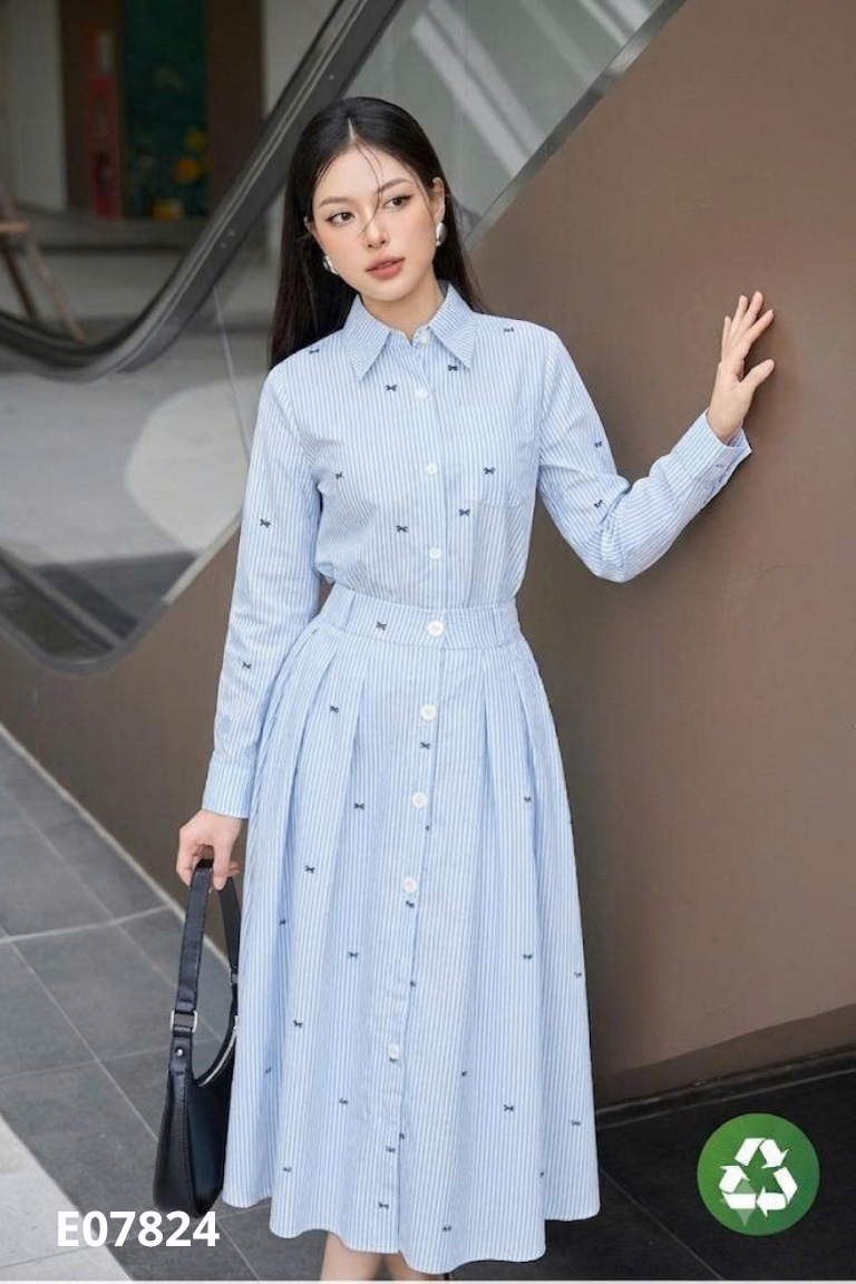 Set Áo sơ mi xanh sọc + chân váy