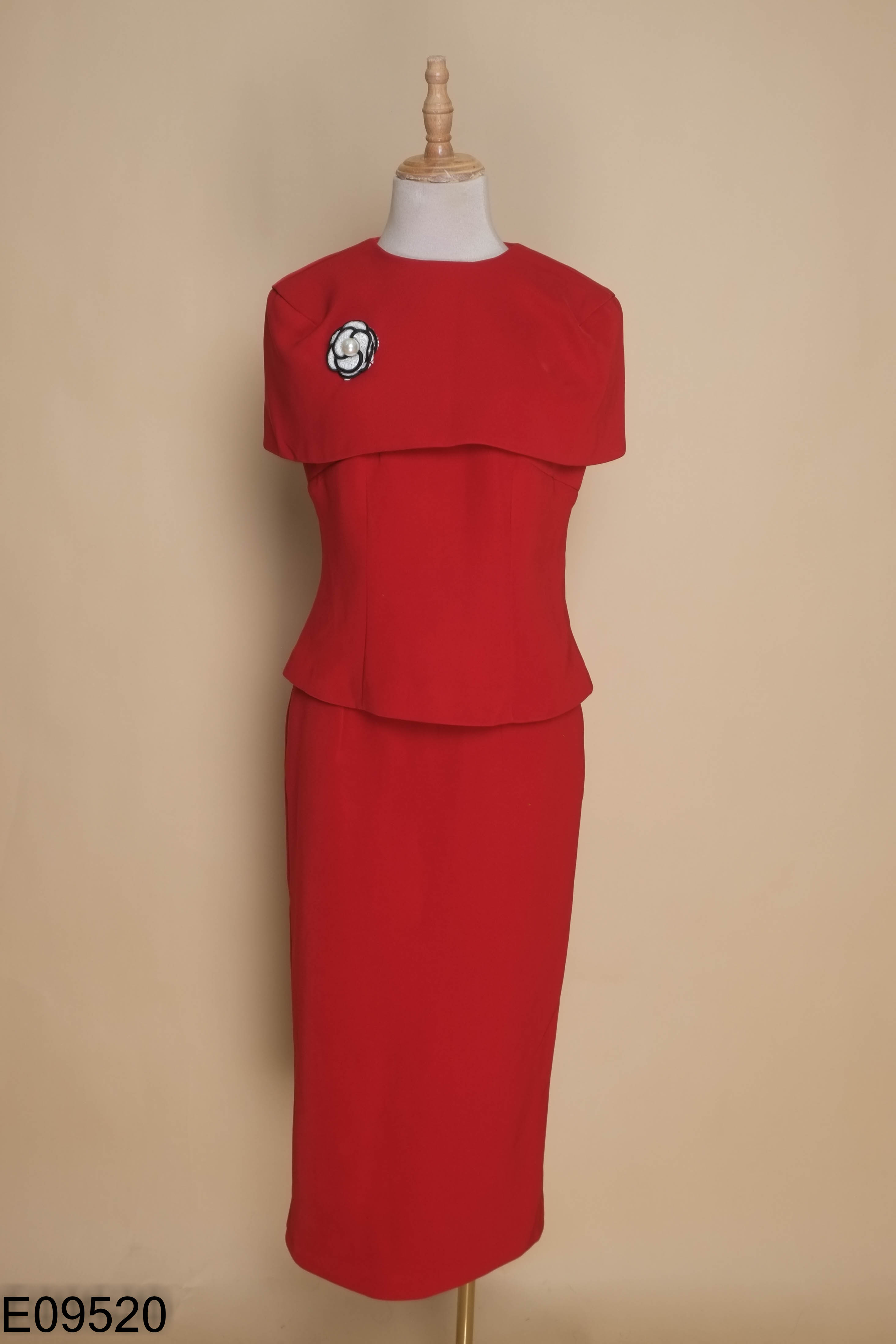 SET áo TOPSHOP đỏ đính hoa+ chan váy