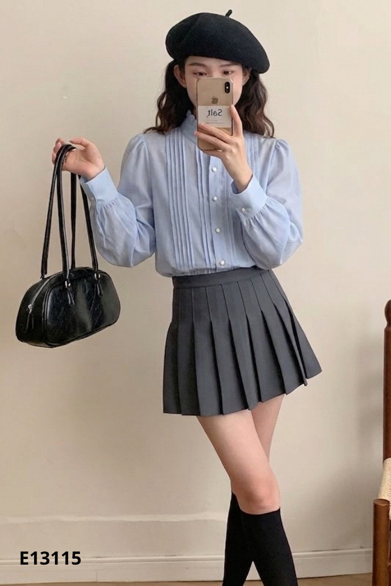 Áo sơ mi xanh voan bóng cổ bèo