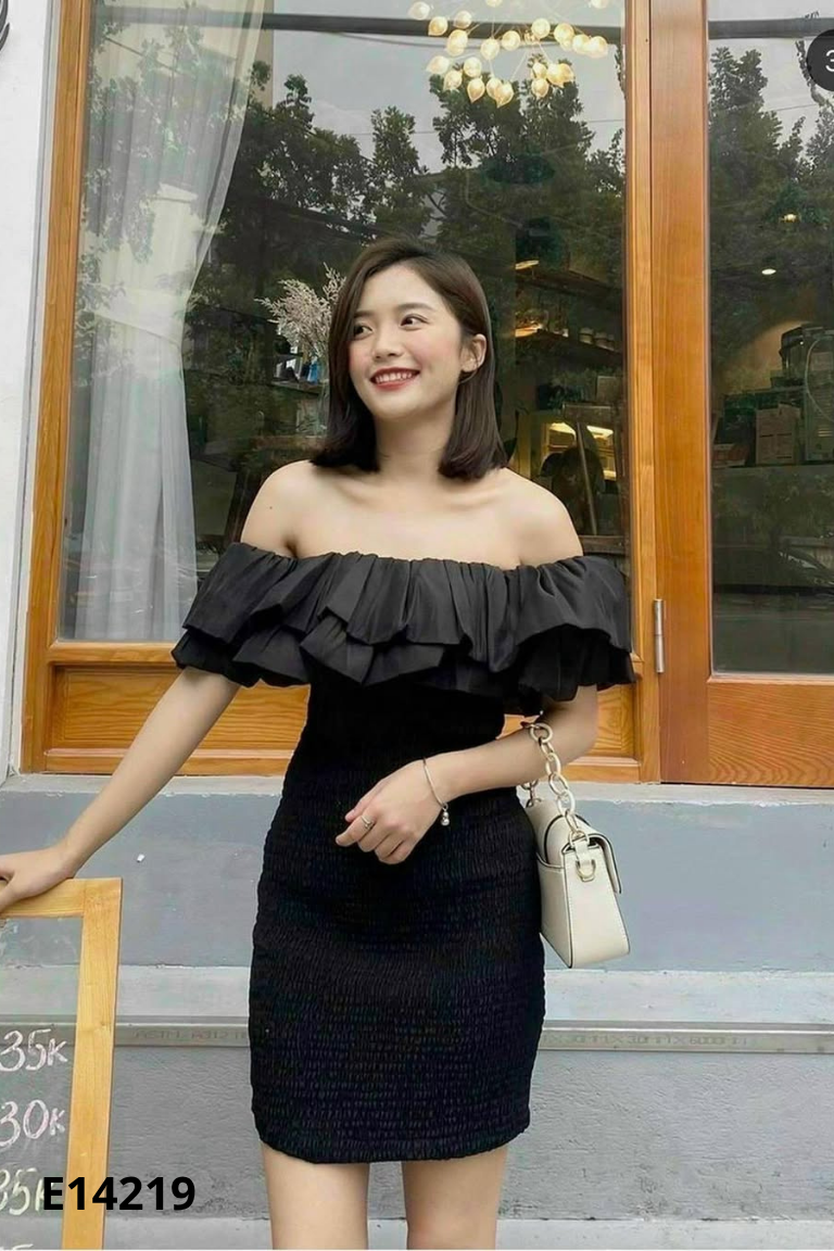 Váy chun RUBIES đen trễ vai
