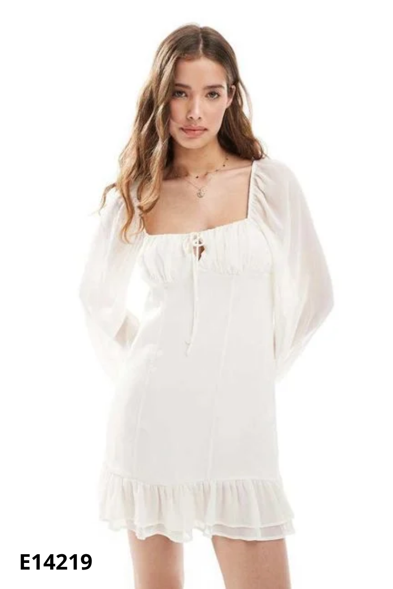 Váy voan PULL BEAR trắng kem