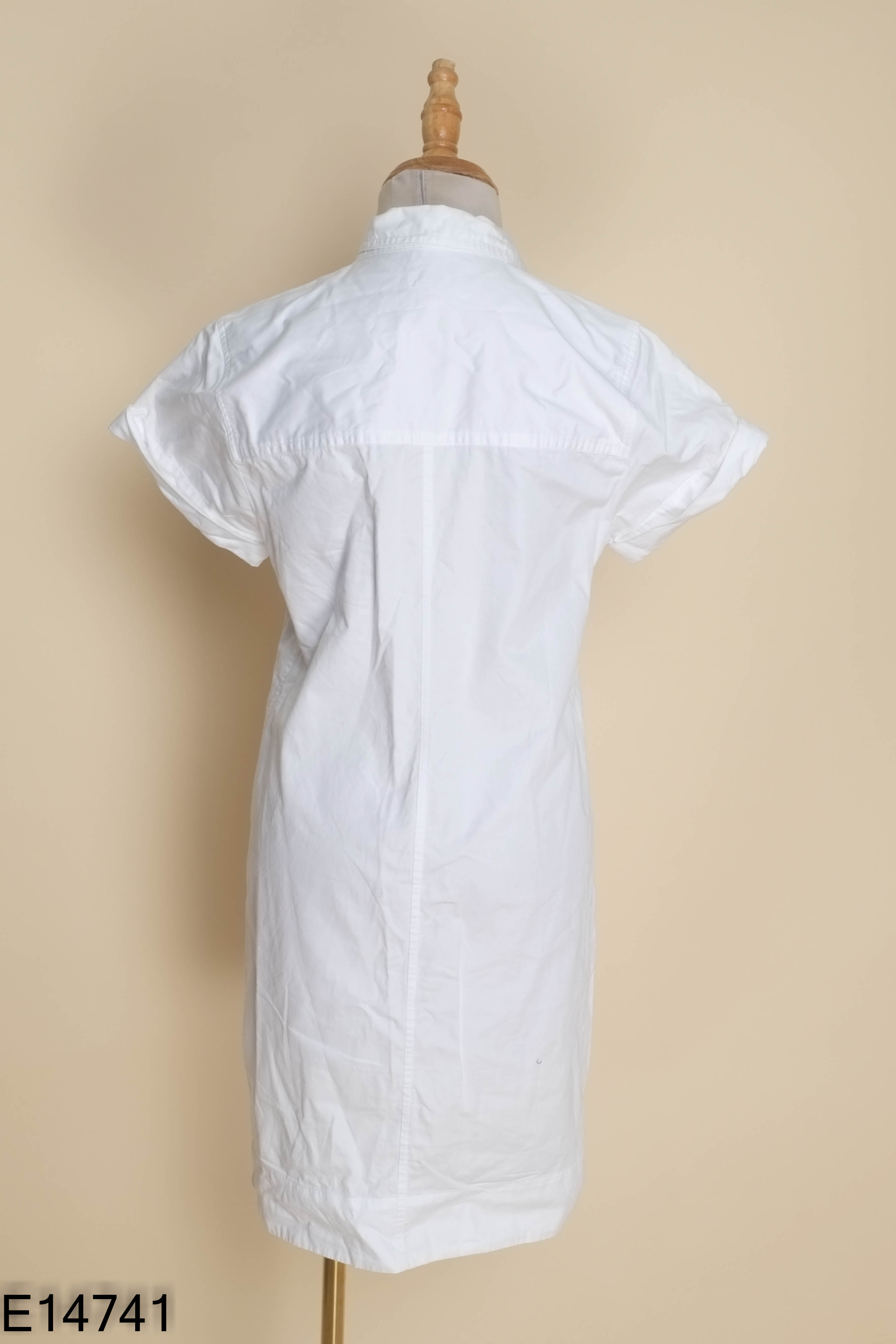 Váy J.CREW trắng trơn