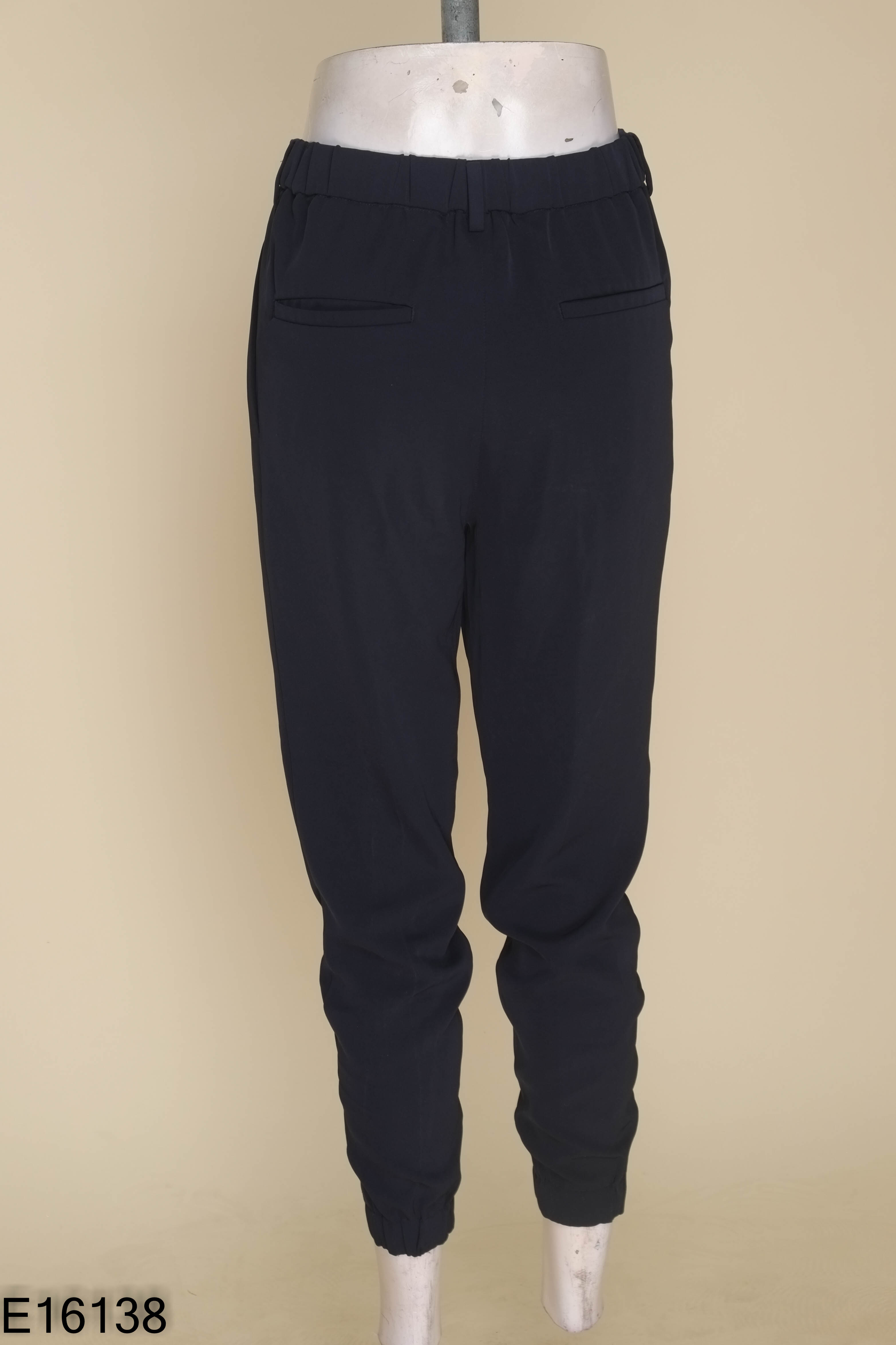 Quần UNIQLO xanh