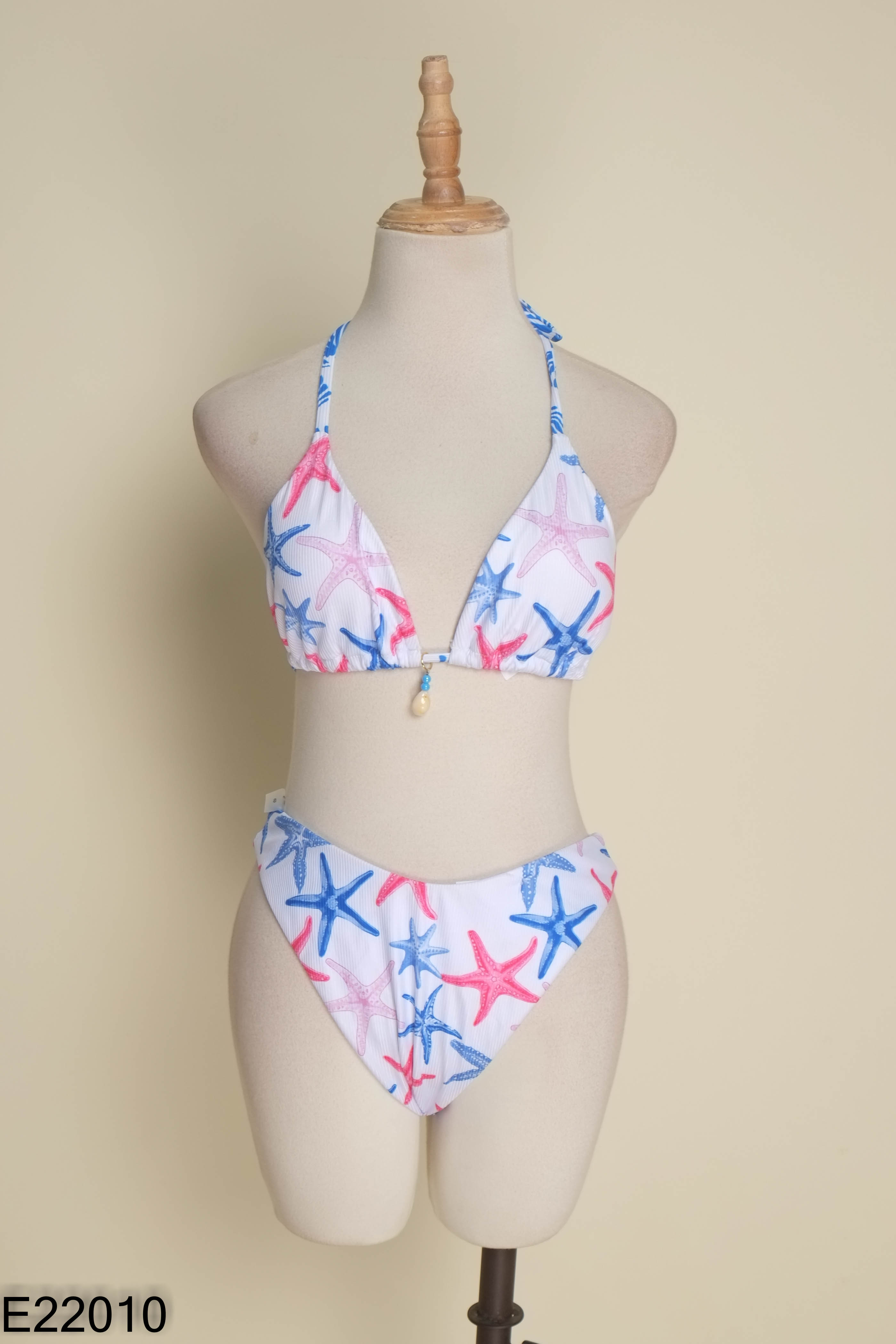 Set Bikini trắng họa tiết xanh