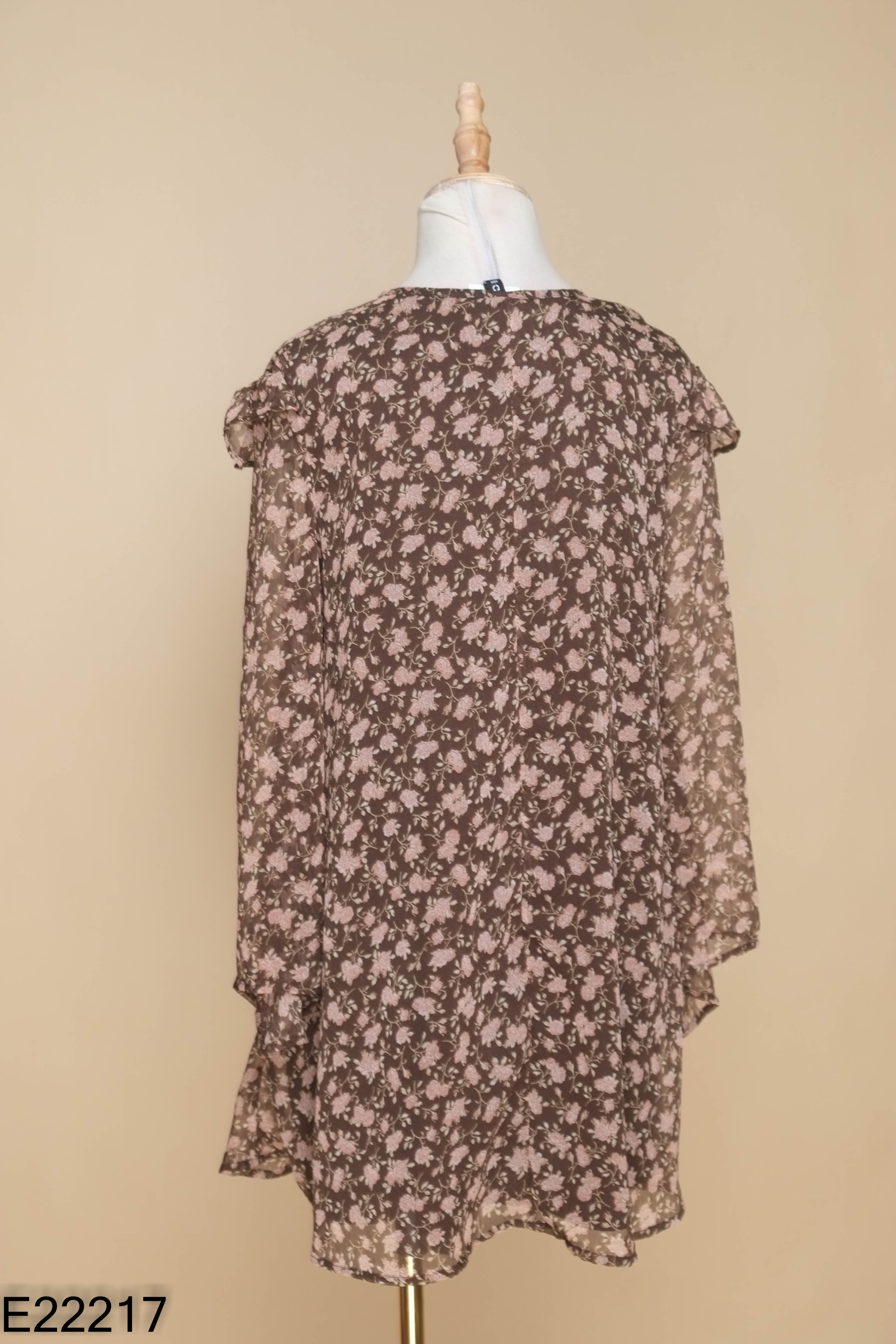 Váy babydoll nâu DIVIDED họa tiết hoa