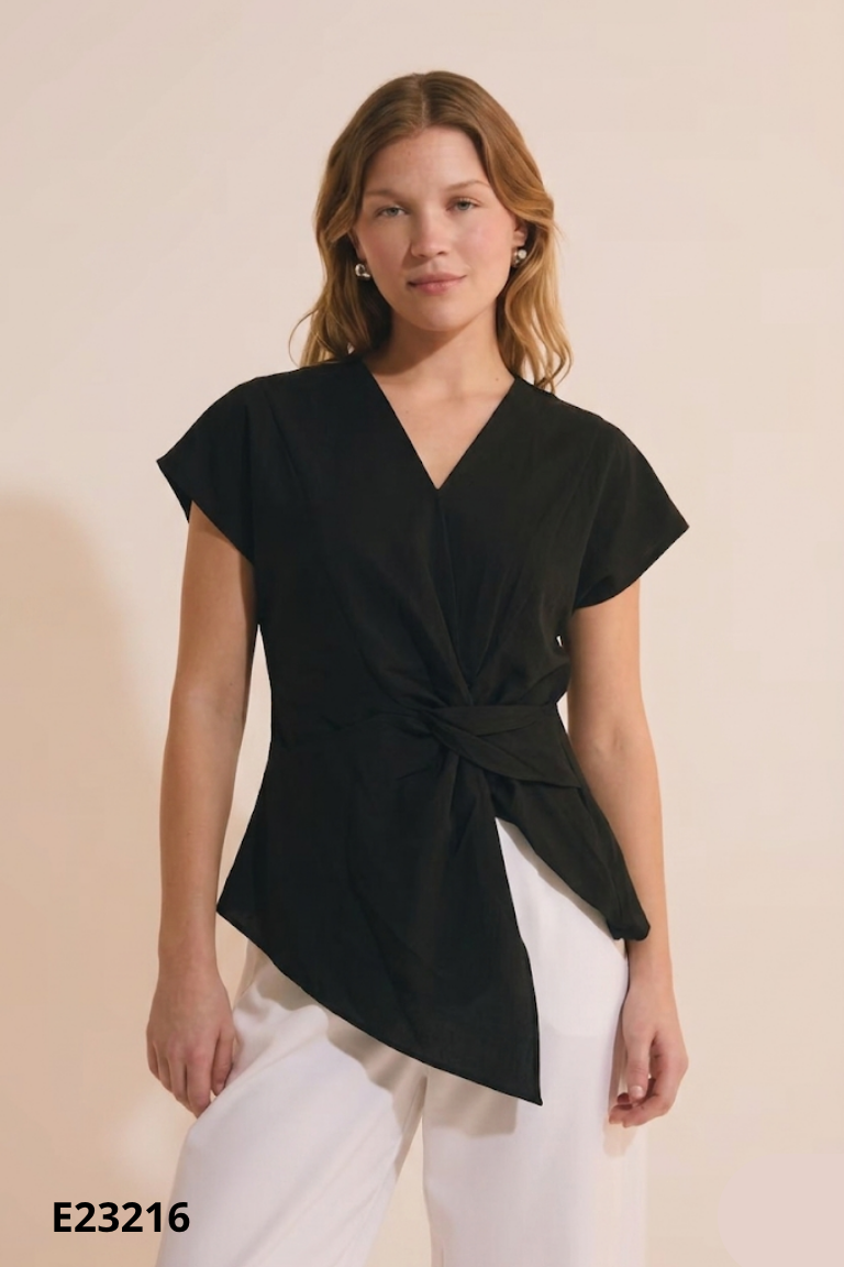 Áo đen xoắn eo DOUBLE COCO