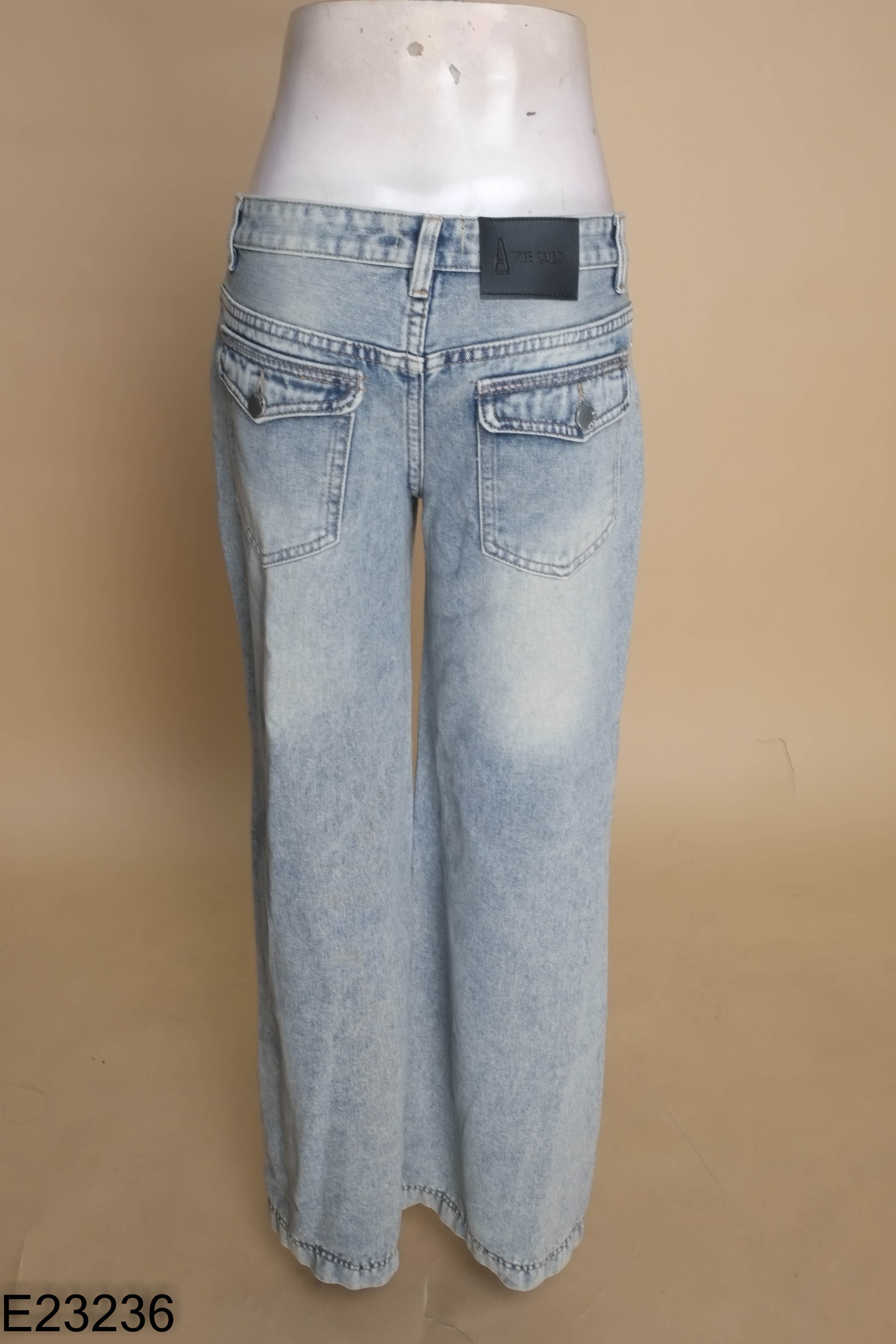 NEWTAG Quần jeans THE QUAO xanh trơn