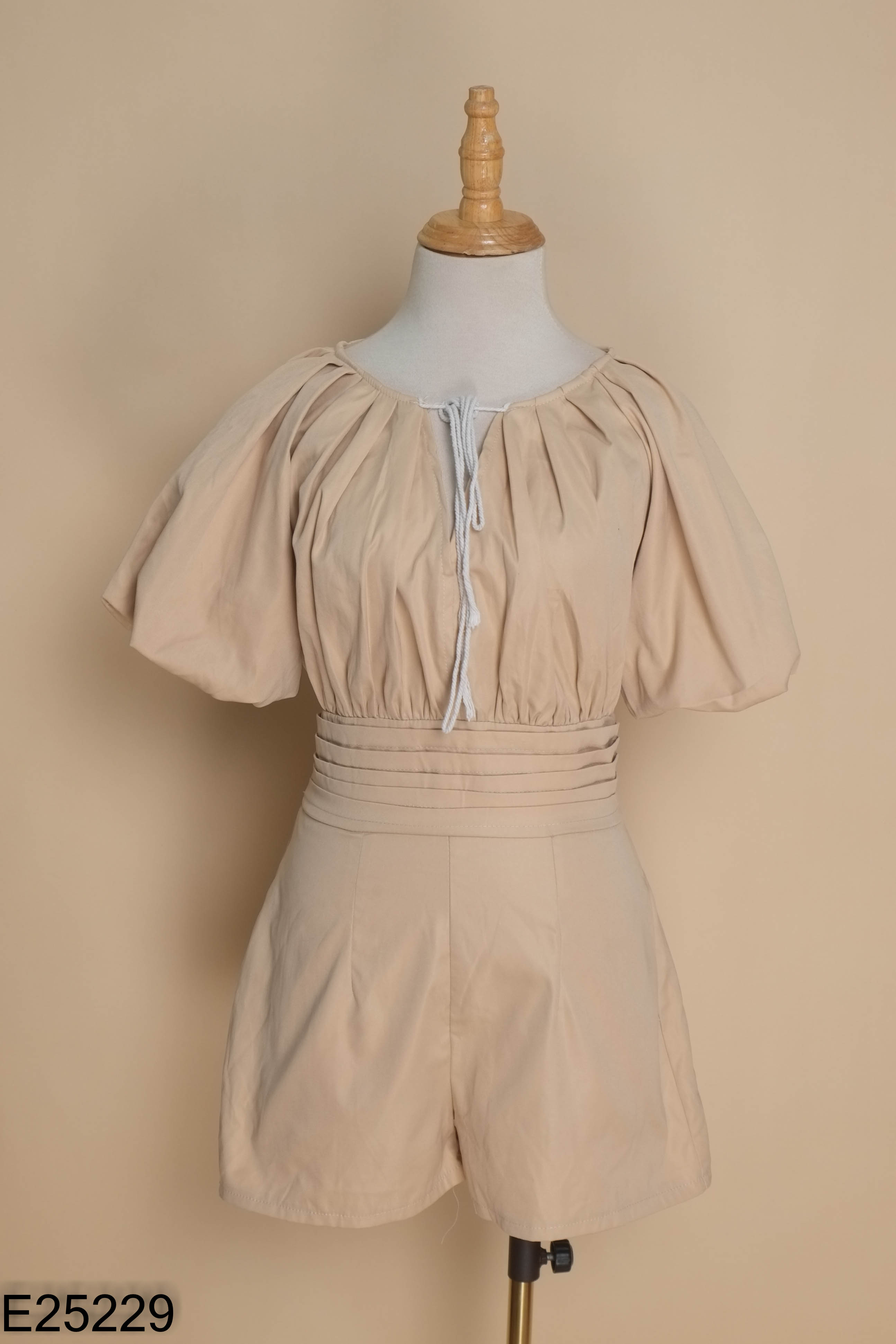 Jumpsuits be xếp ly quần shorts