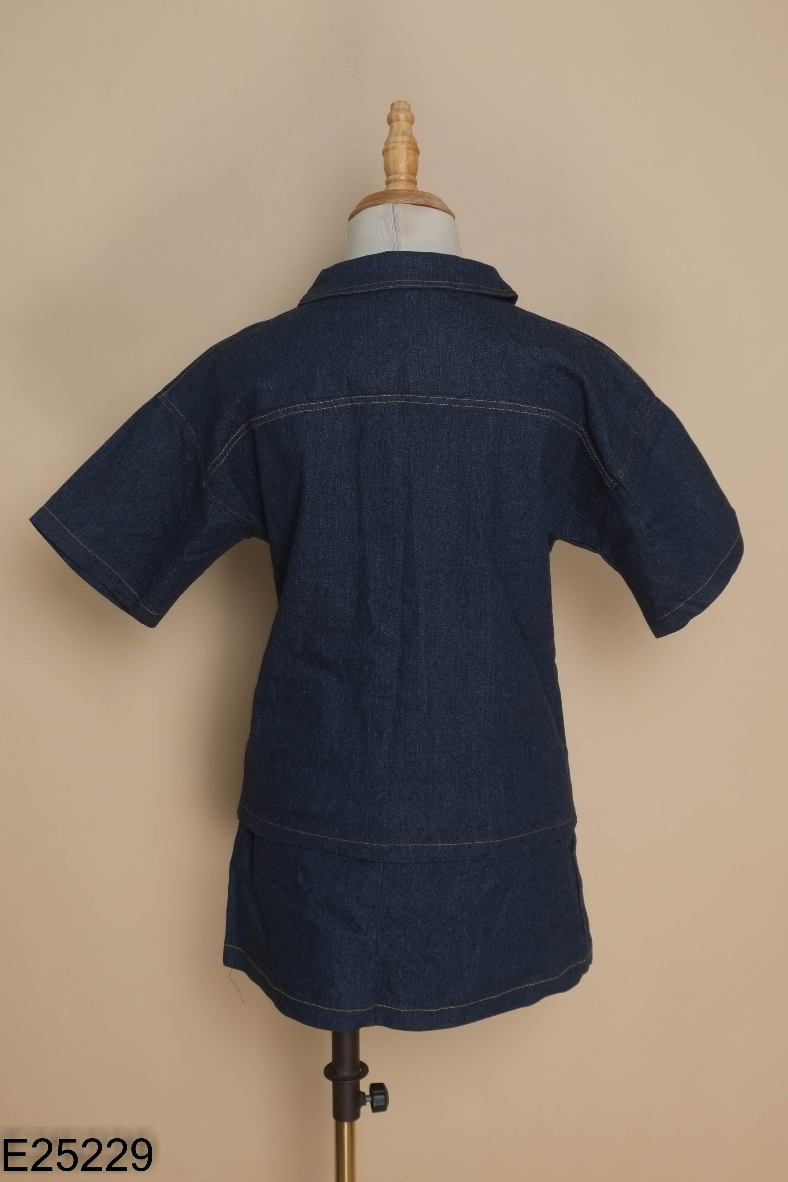 Set jeans xanh áo + chân váy