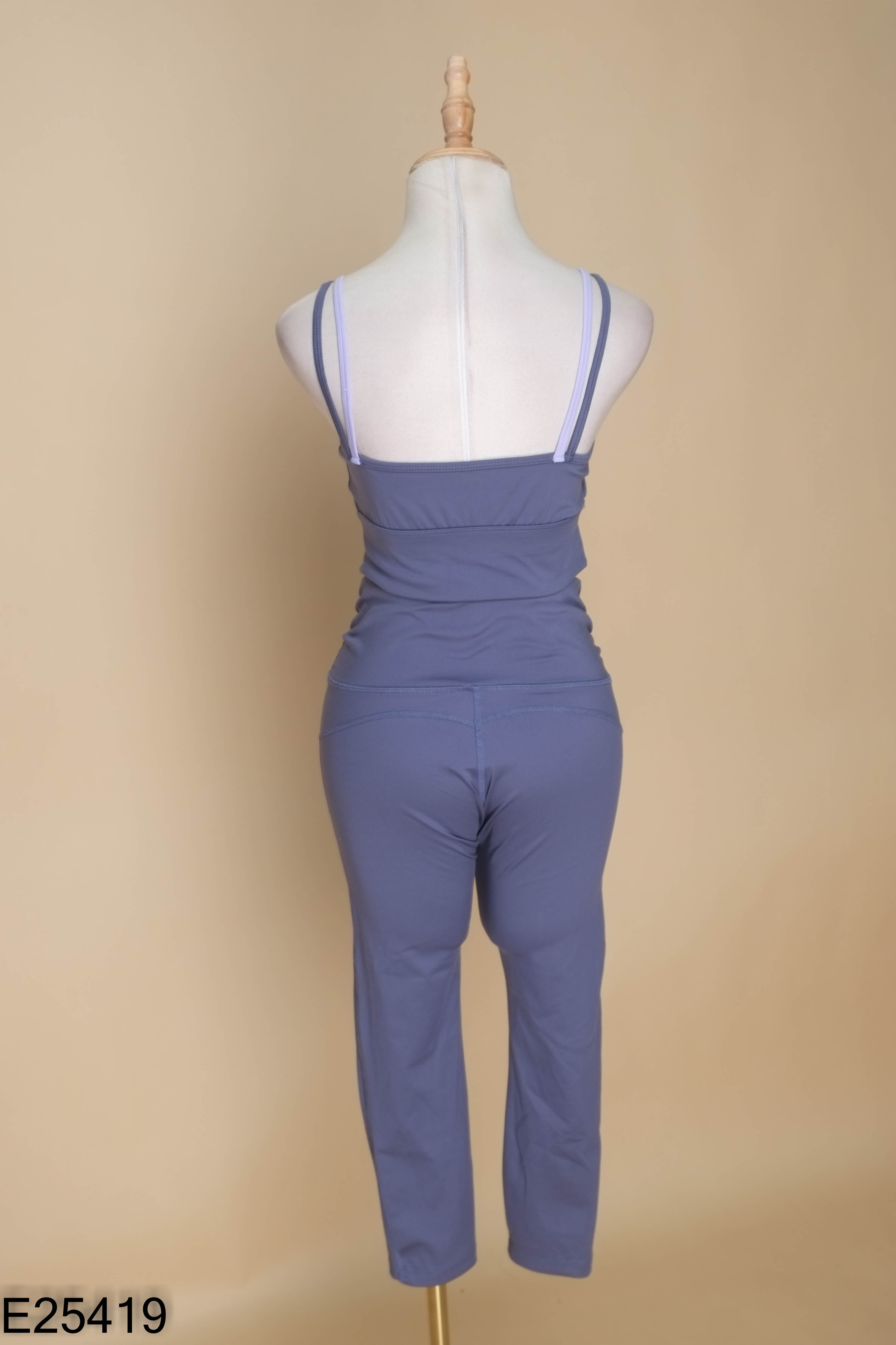 Set VIC SIXTEEN áo ngực + quần leggings xanh tím