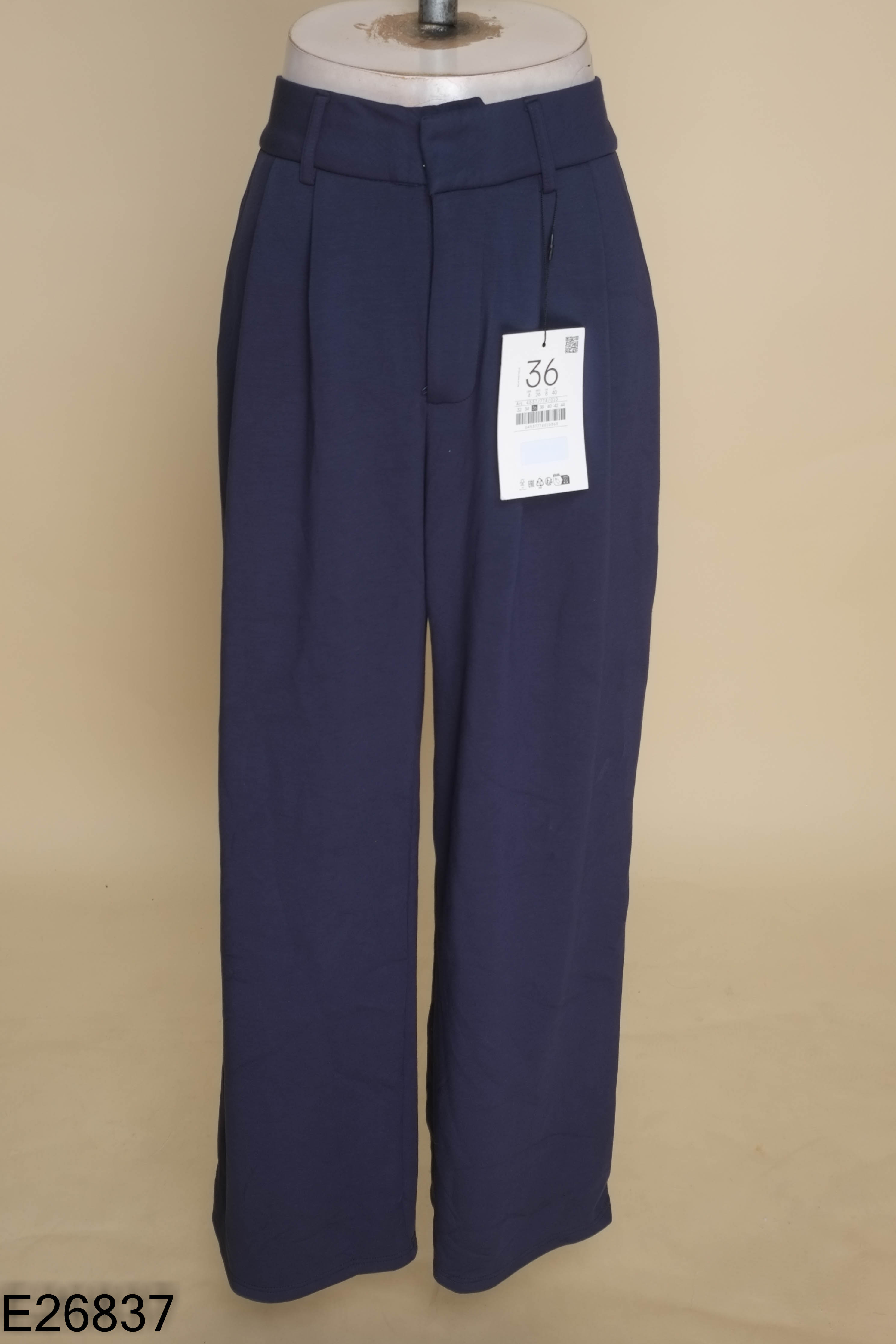 Quần STRADIVARIUS xanh suông